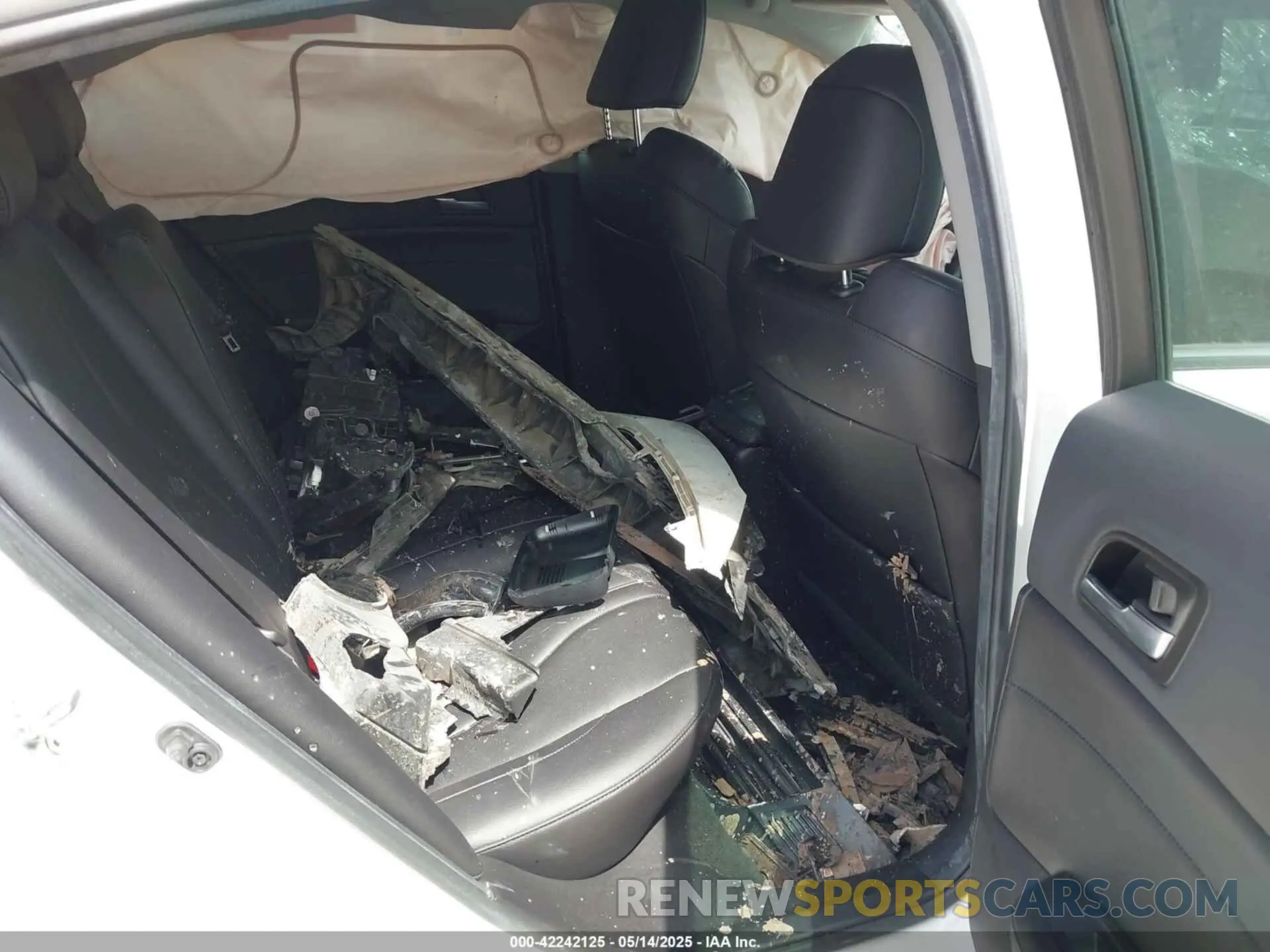 8 Photograph of a damaged car 19UDE2F30KA011174 ACURA ILX 2019