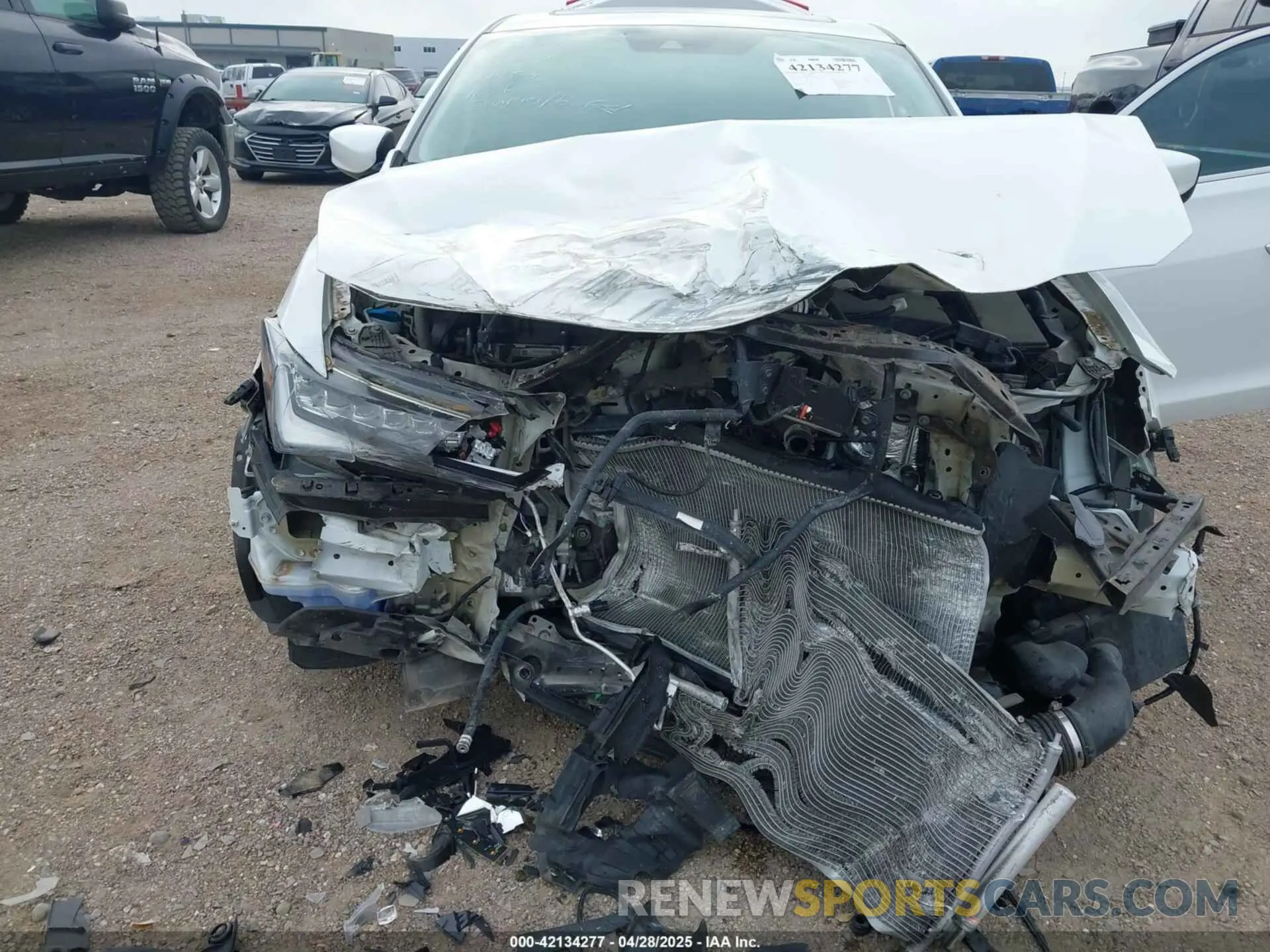 6 Photograph of a damaged car 19UDE2F30KA013880 ACURA ILX 2019