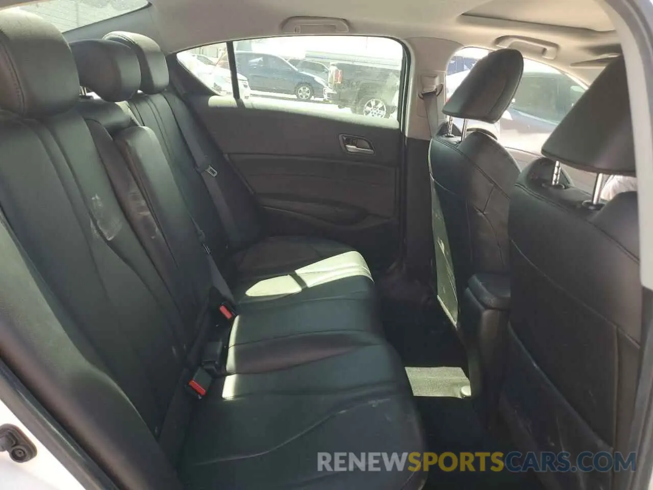 10 Photograph of a damaged car 19UDE2F31KA011233 ACURA ILX 2019