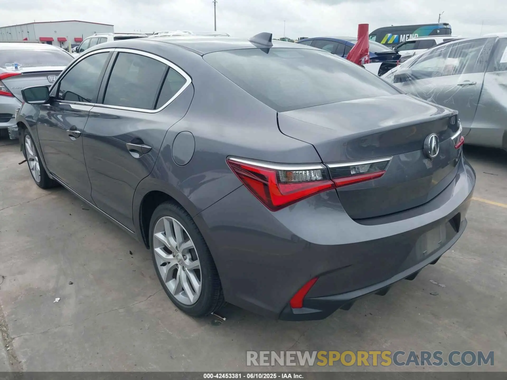 3 Photograph of a damaged car 19UDE2F35KA005287 ACURA ILX 2019
