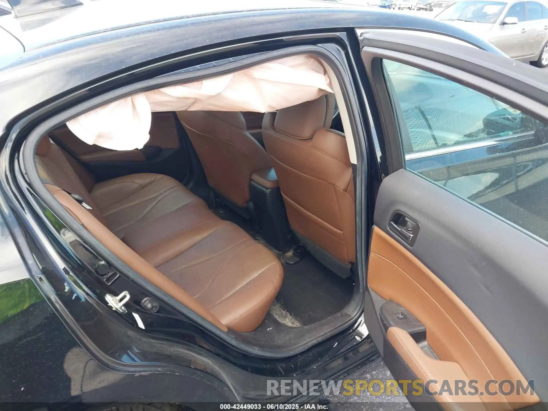 8 Photograph of a damaged car 19UDE2F70KA007418 ACURA ILX 2019