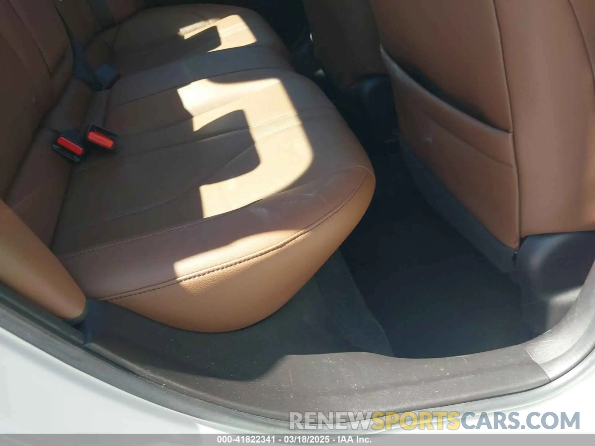 8 Photograph of a damaged car 19UDE2F74KA010449 ACURA ILX 2019