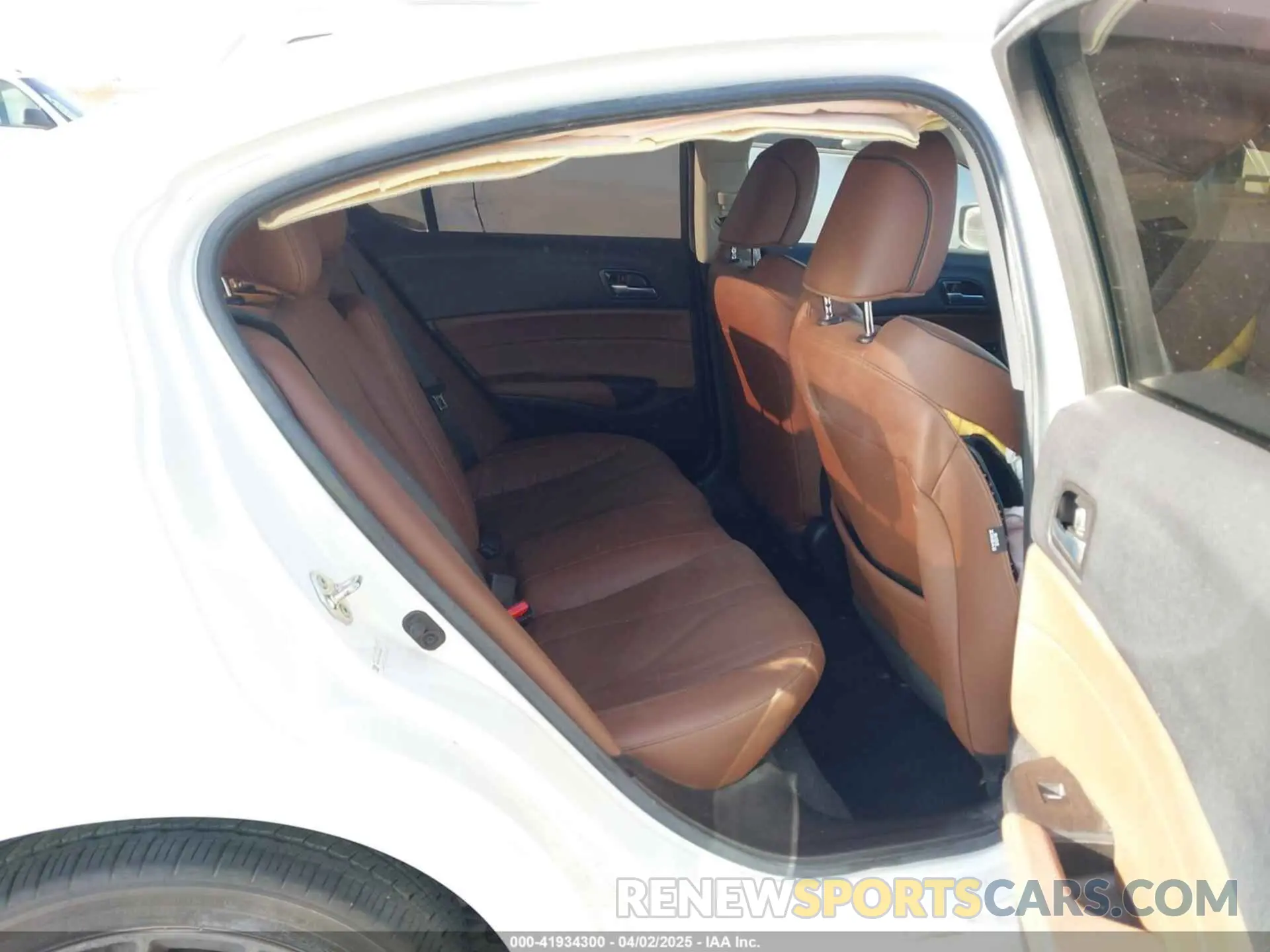 8 Photograph of a damaged car 19UDE2F77KA002362 ACURA ILX 2019