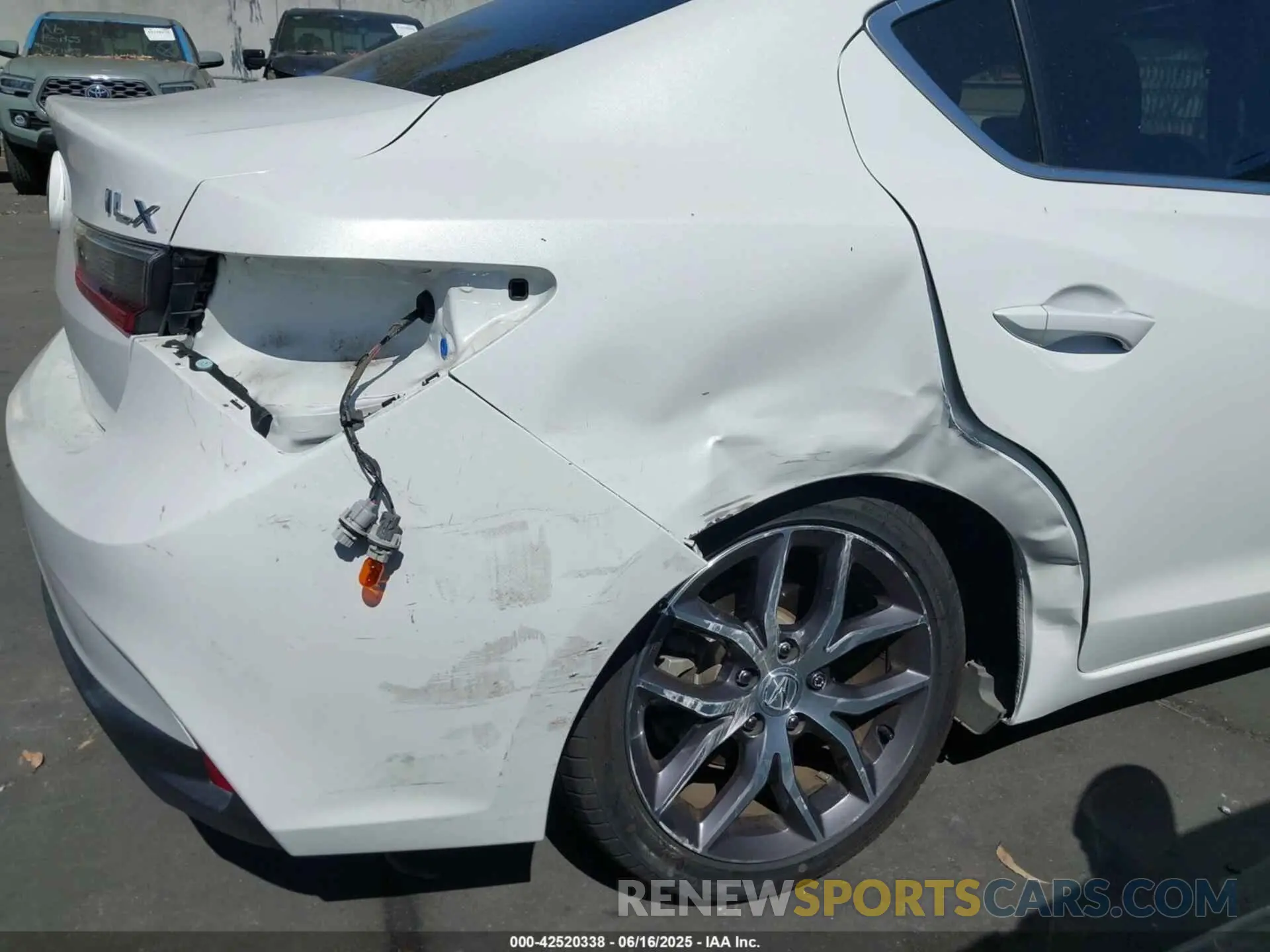 6 Photograph of a damaged car 19UDE2F78KA004072 ACURA ILX 2019