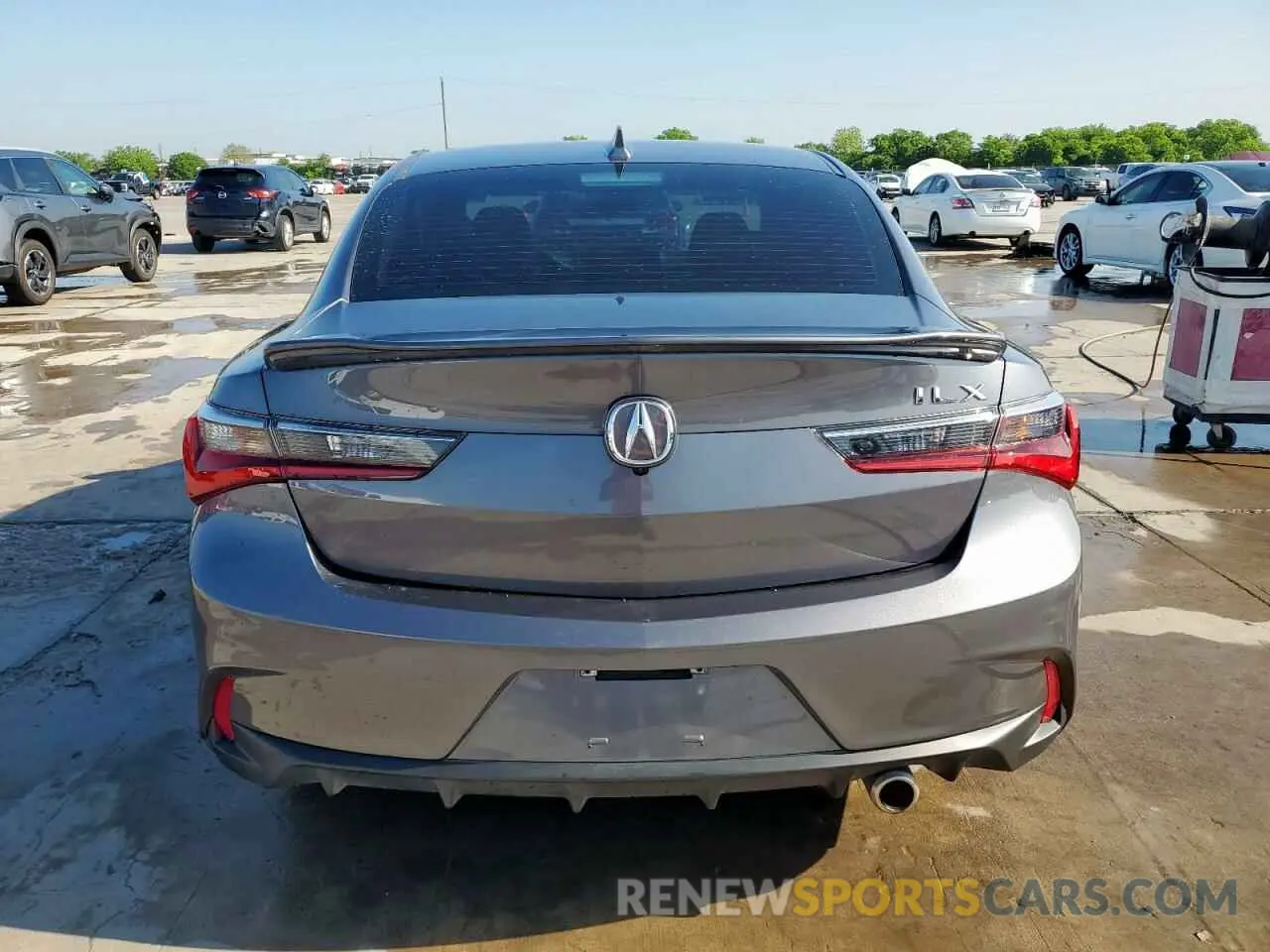 6 Photograph of a damaged car 19UDE2F34LA008702 ACURA ILX 2020