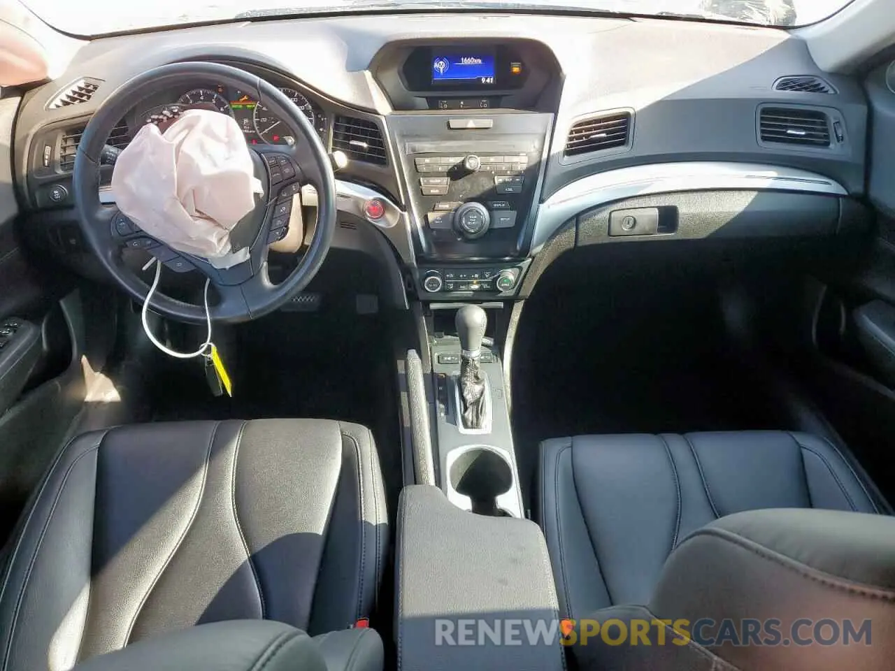 8 Photograph of a damaged car 19UDE2F34LA008702 ACURA ILX 2020