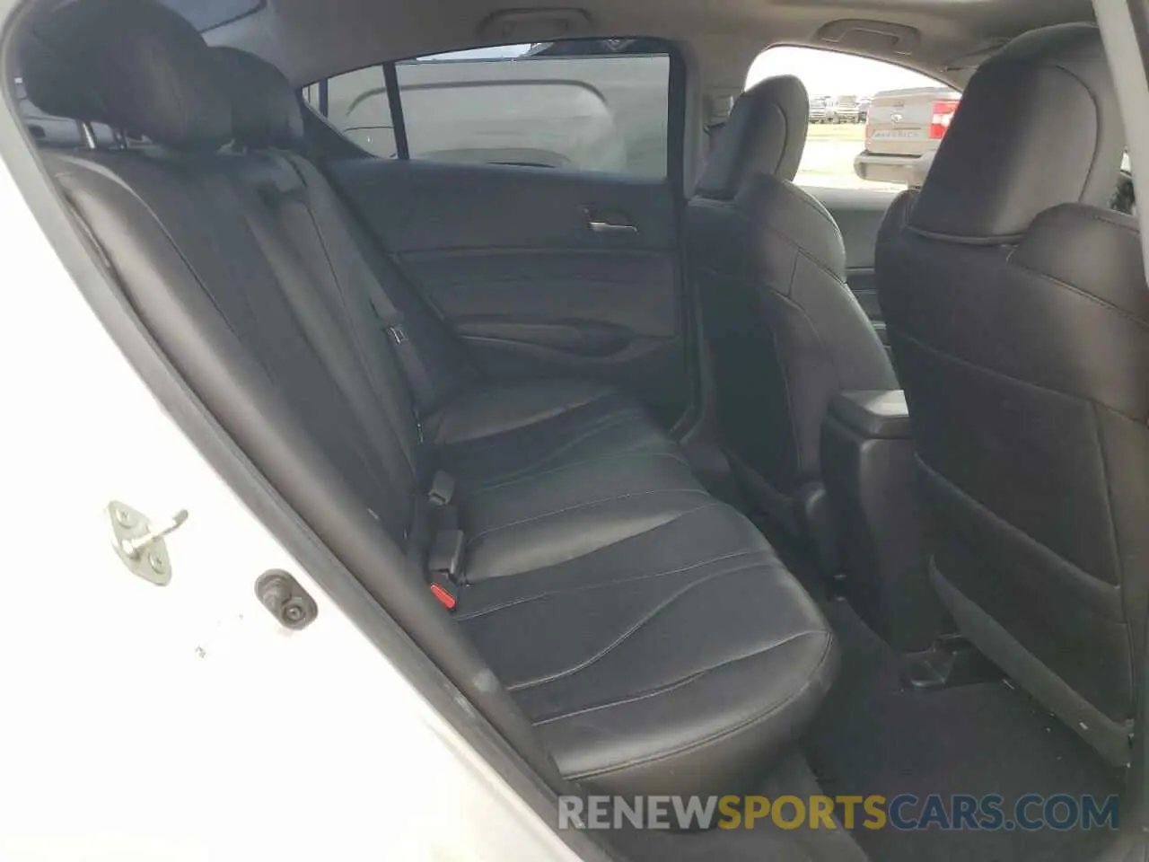 10 Photograph of a damaged car 19UDE2F35LA003699 ACURA ILX 2020