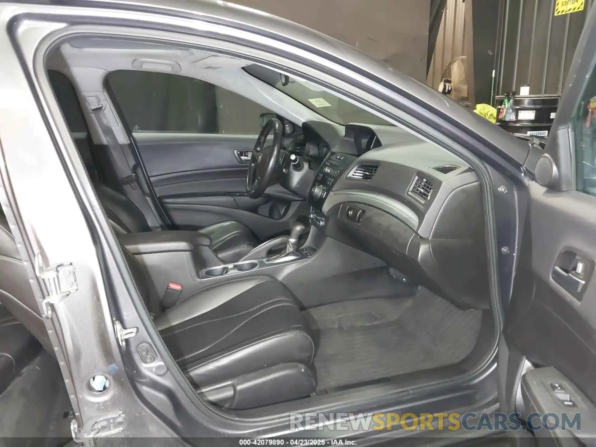 5 Photograph of a damaged car 19UDE2F36LA002772 ACURA ILX 2020