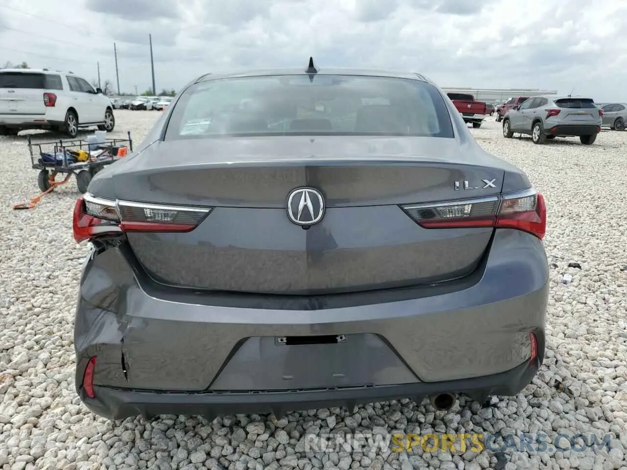 6 Photograph of a damaged car 19UDE2F72LA003579 ACURA ILX 2020