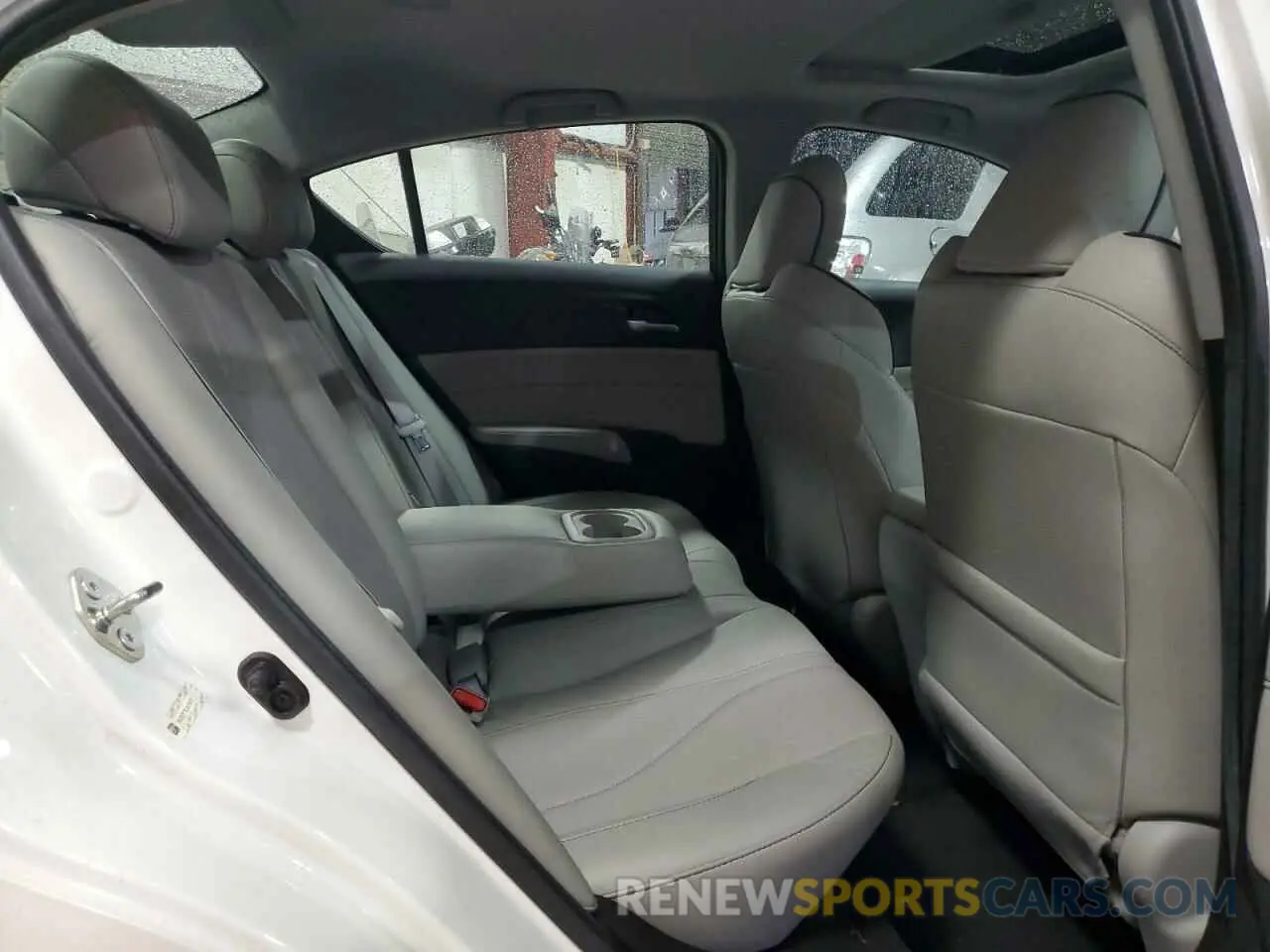 10 Photograph of a damaged car 19UDE2F75LA012972 ACURA ILX 2020