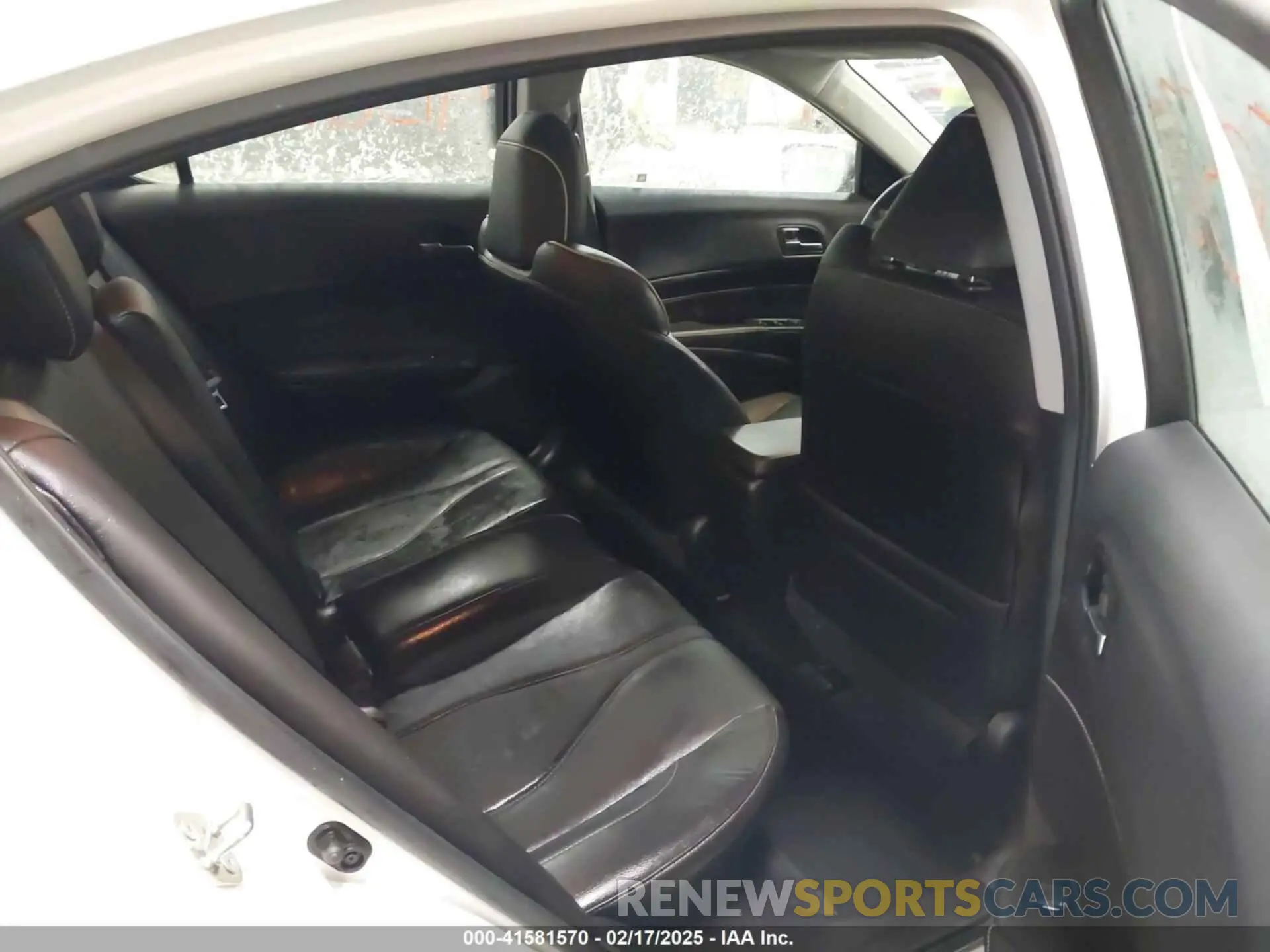 8 Photograph of a damaged car 19UDE2F77LA010298 ACURA ILX 2020