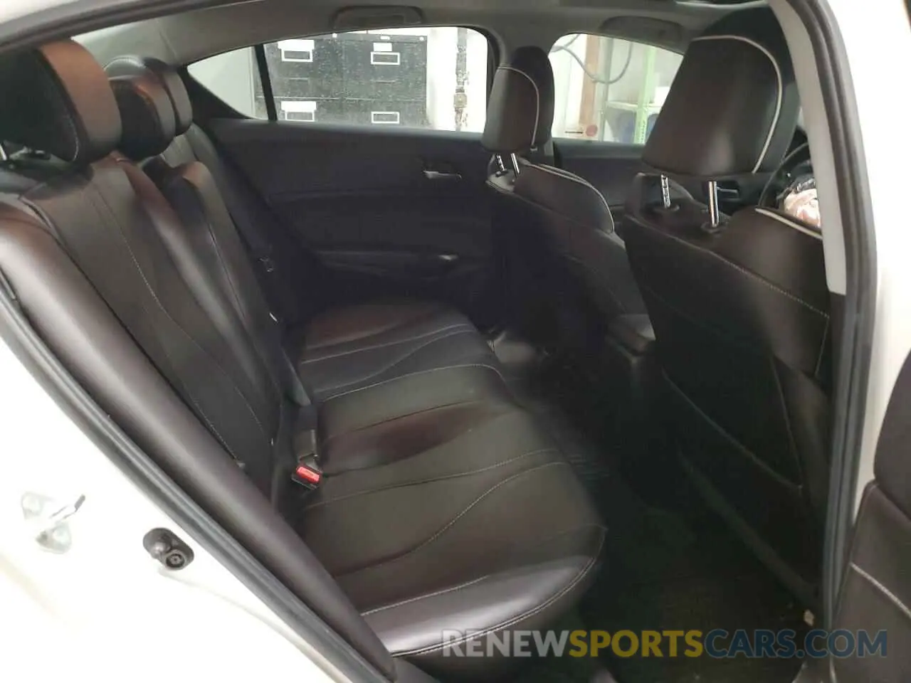 10 Photograph of a damaged car 19UDE2F78LA801083 ACURA ILX 2020