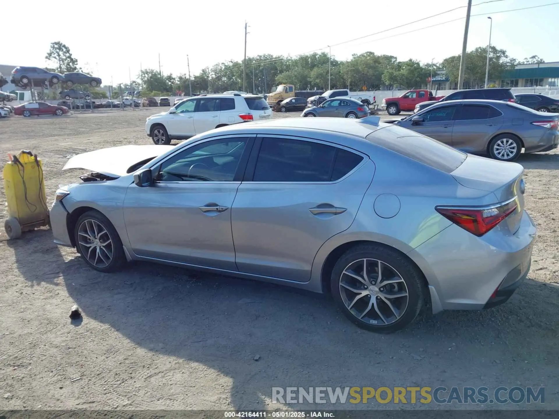 14 Photograph of a damaged car 19UDE2F7XLA010943 ACURA ILX 2020