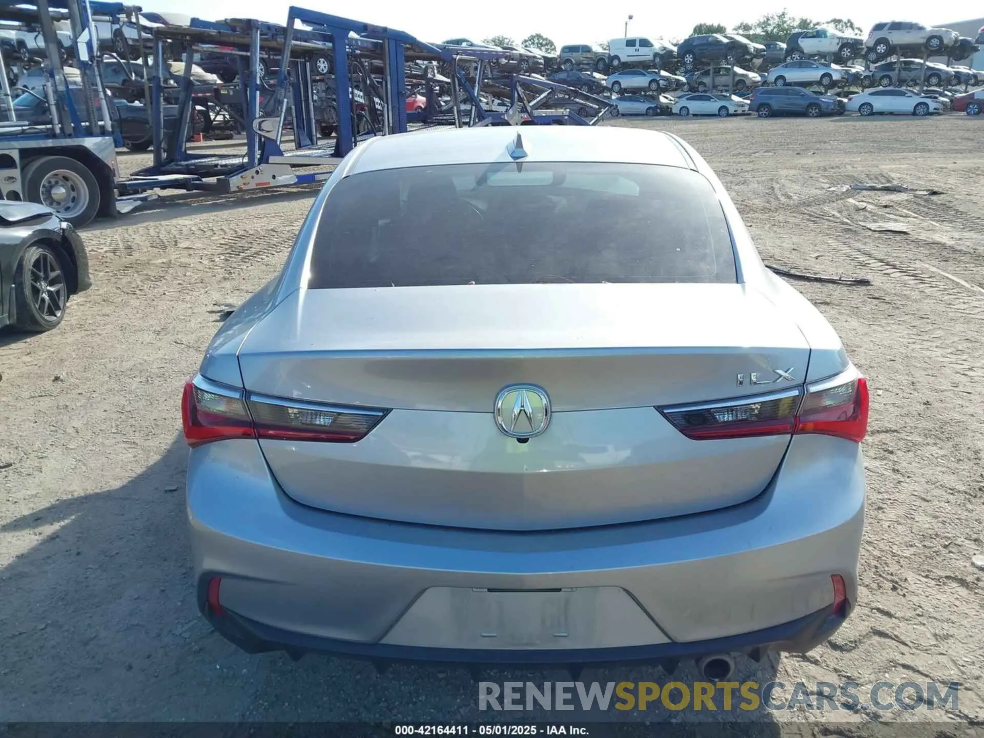 16 Photograph of a damaged car 19UDE2F7XLA010943 ACURA ILX 2020