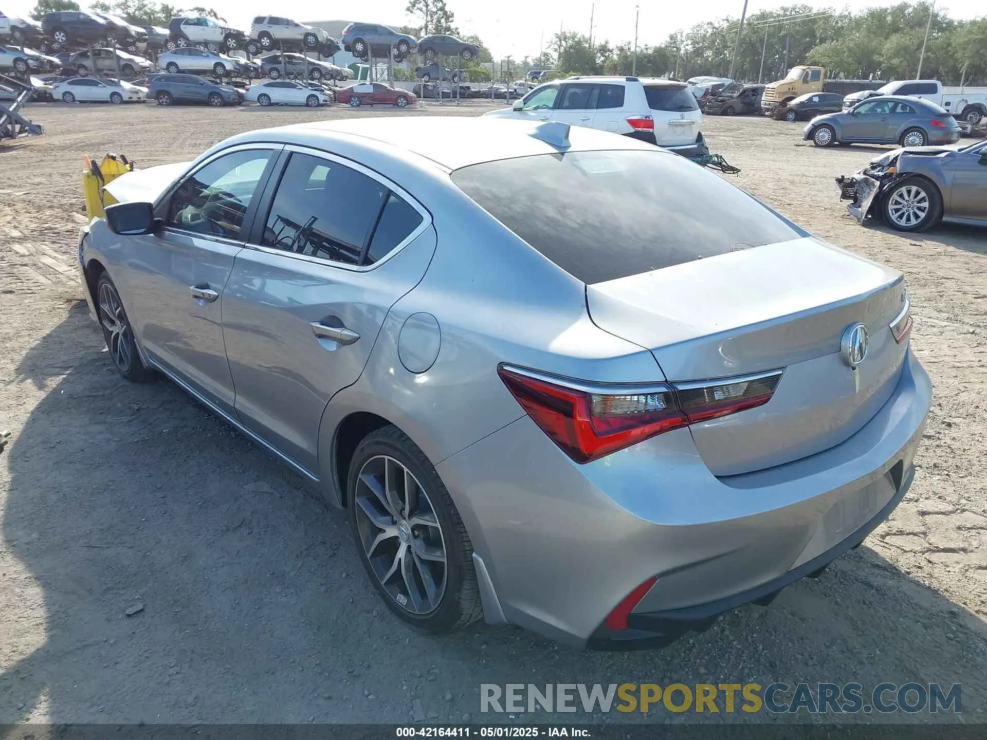 3 Photograph of a damaged car 19UDE2F7XLA010943 ACURA ILX 2020