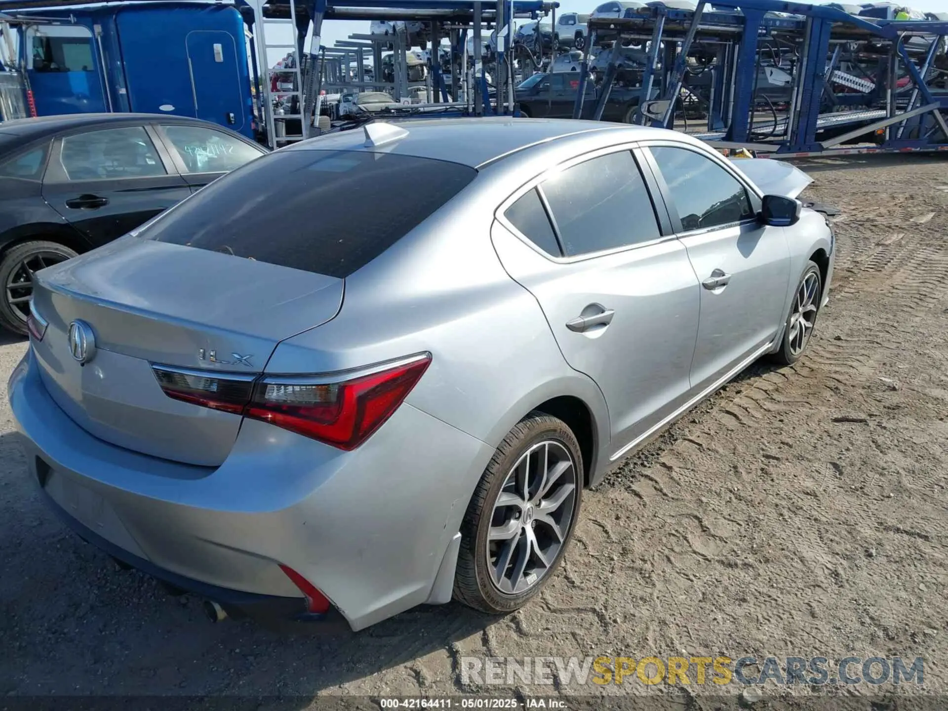 4 Photograph of a damaged car 19UDE2F7XLA010943 ACURA ILX 2020