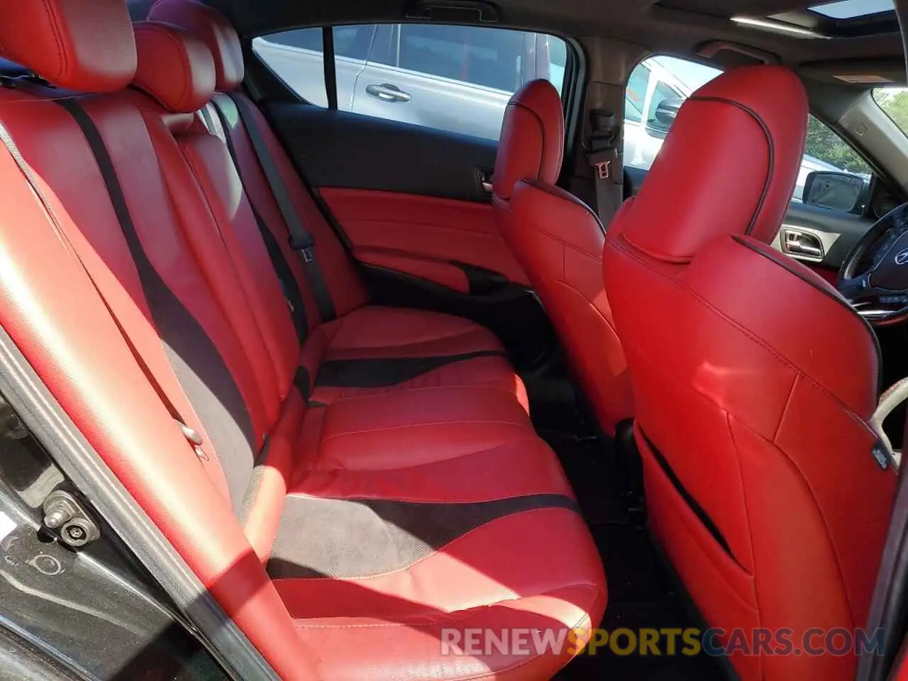 10 Photograph of a damaged car 19UDE2F81LA002528 ACURA ILX 2020