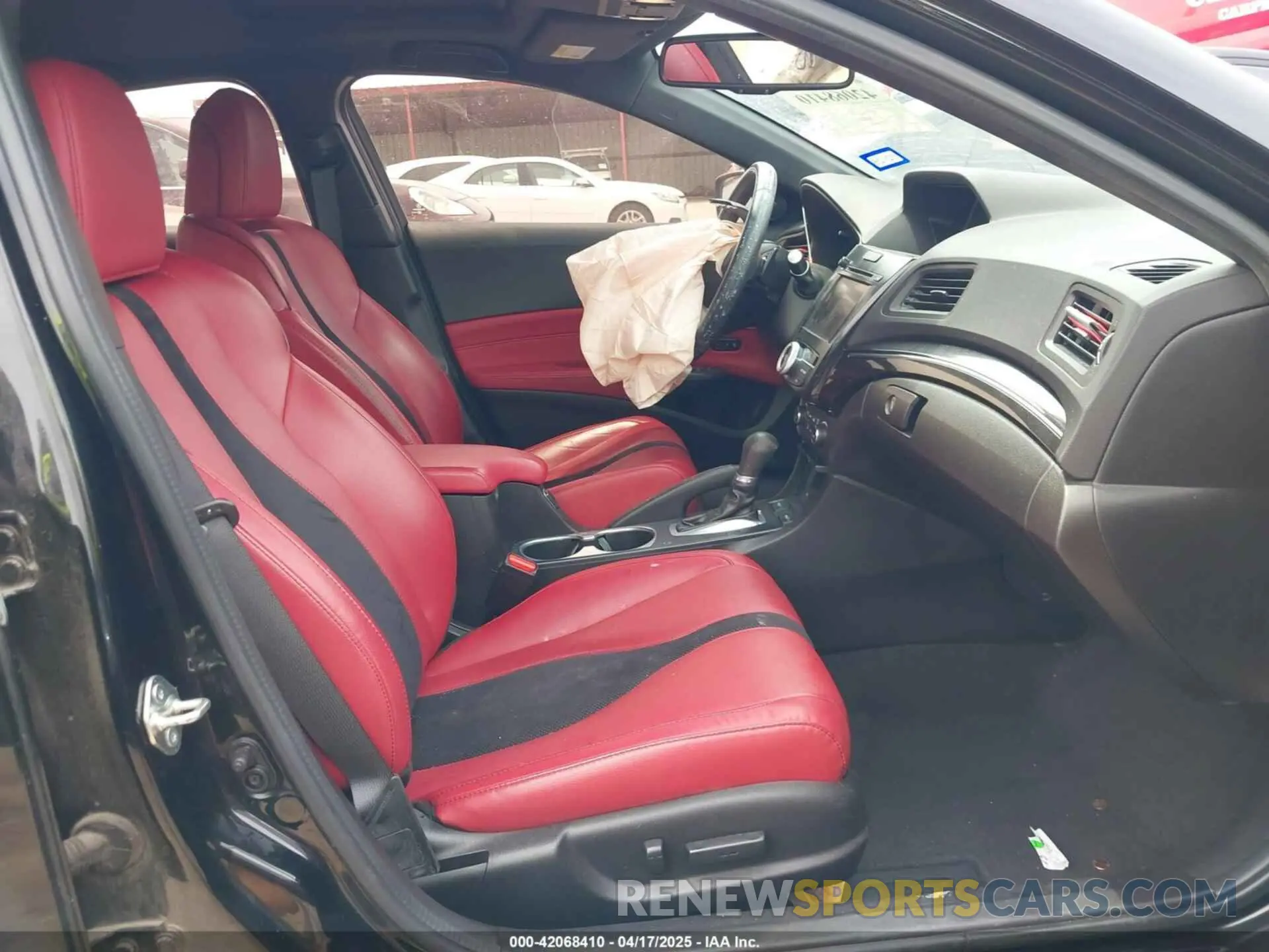5 Photograph of a damaged car 19UDE2F88LA008164 ACURA ILX 2020