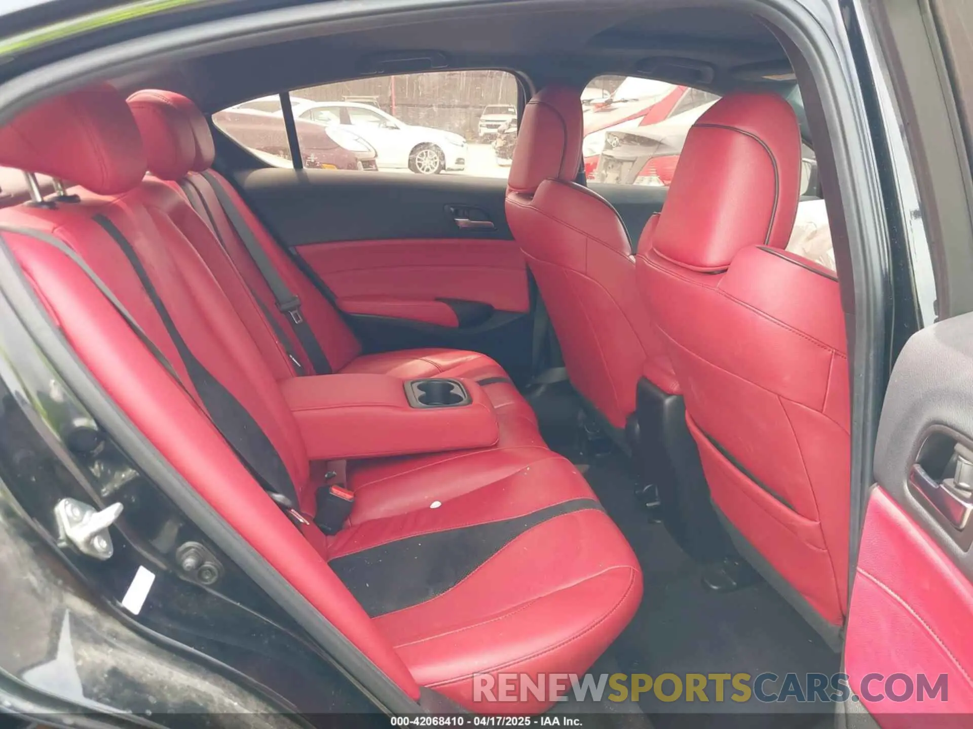 8 Photograph of a damaged car 19UDE2F88LA008164 ACURA ILX 2020