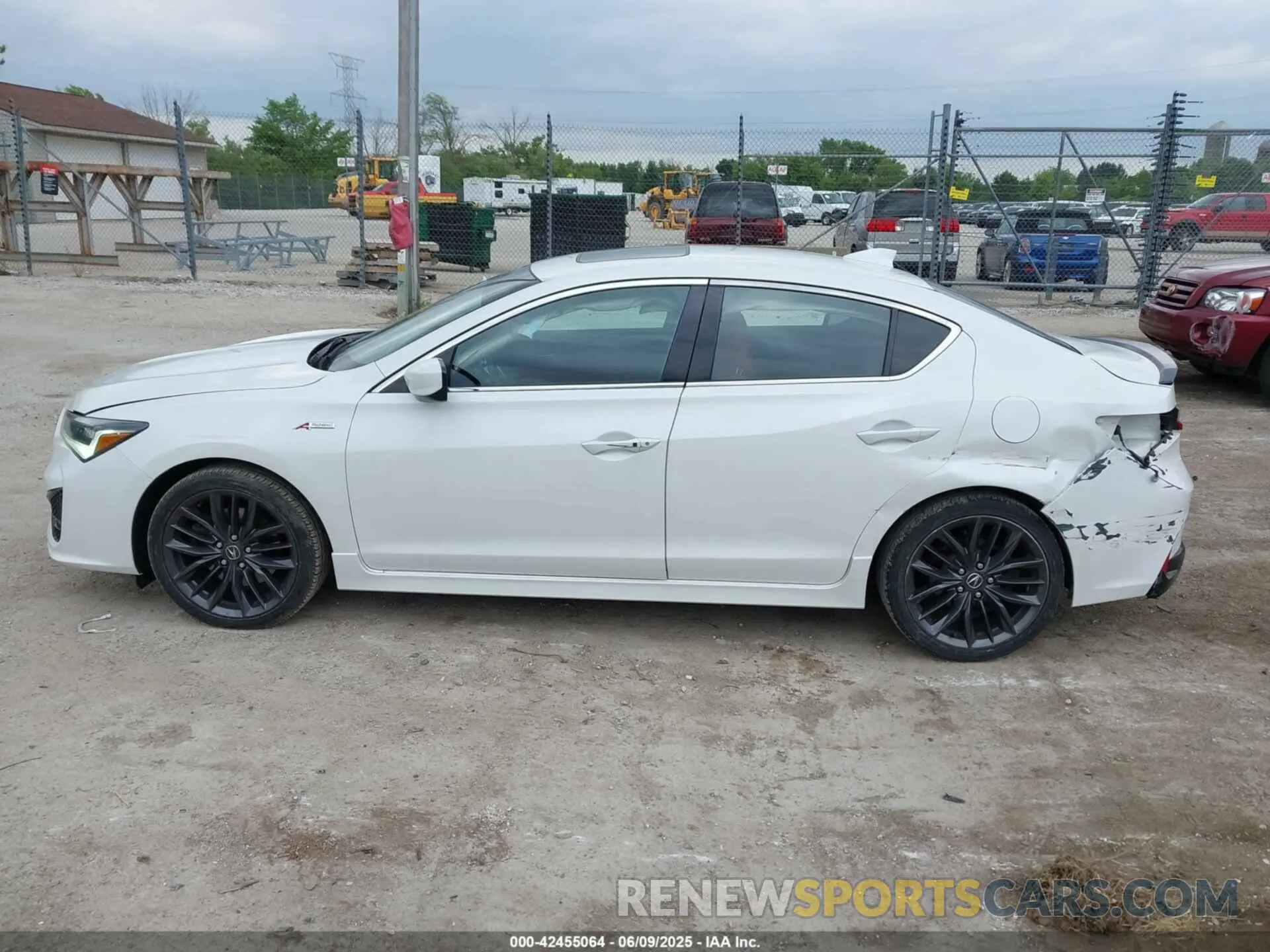 14 Photograph of a damaged car 19UDE2F8XLA002706 ACURA ILX 2020