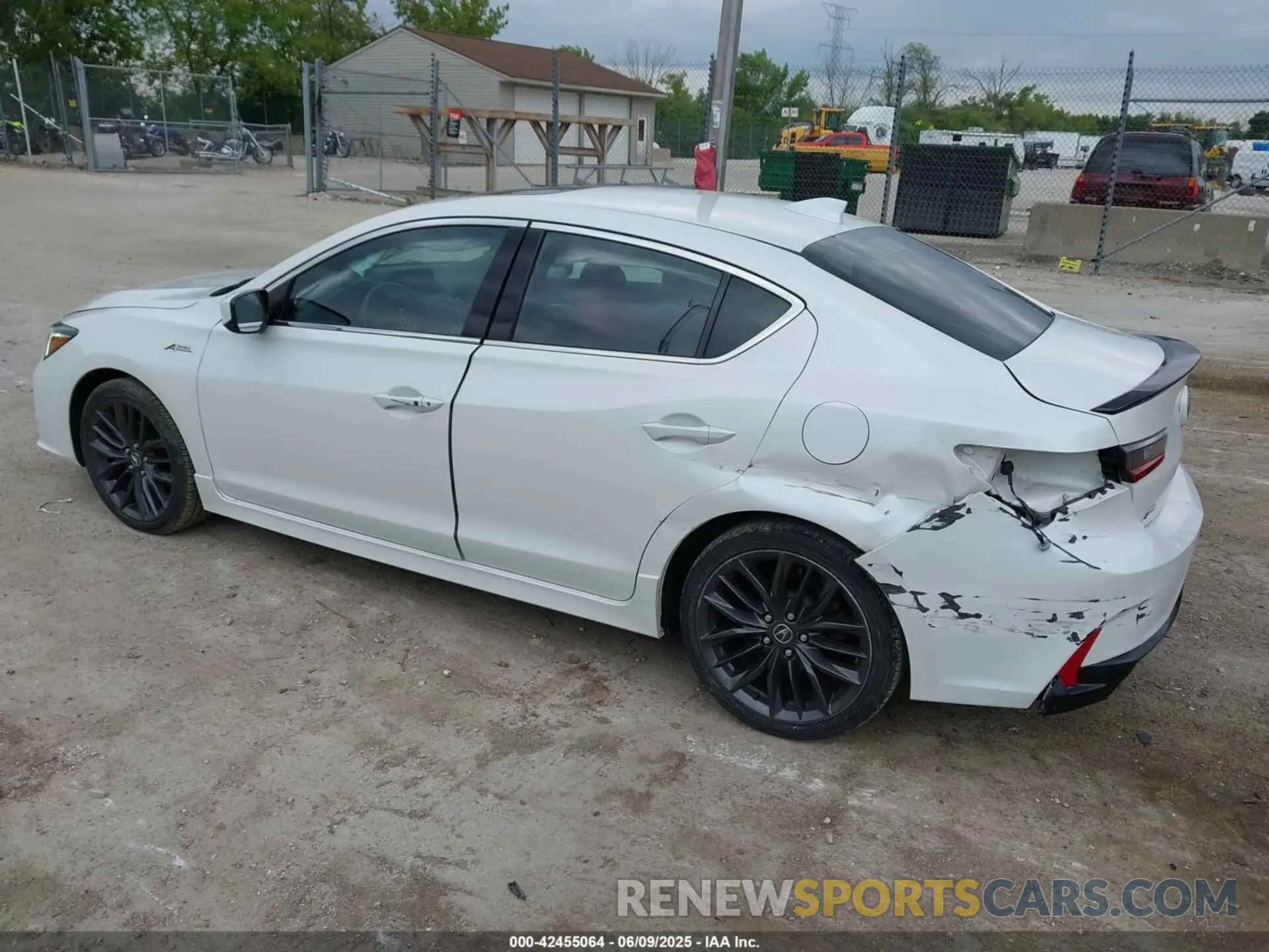 3 Photograph of a damaged car 19UDE2F8XLA002706 ACURA ILX 2020