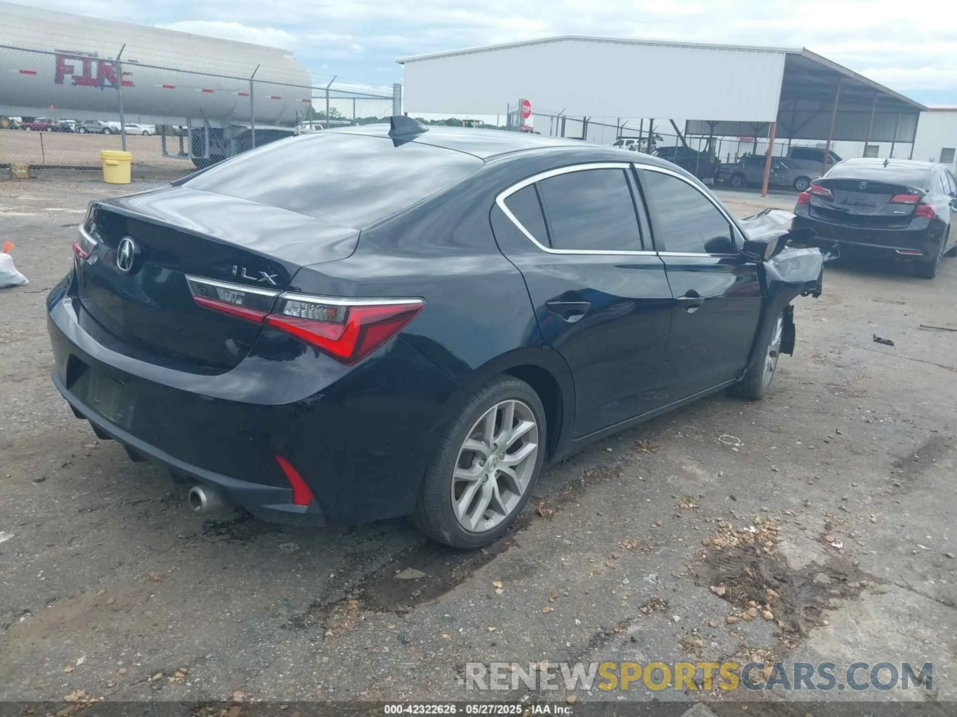 4 Photograph of a damaged car 19UDE2F36MA000327 ACURA ILX 2021