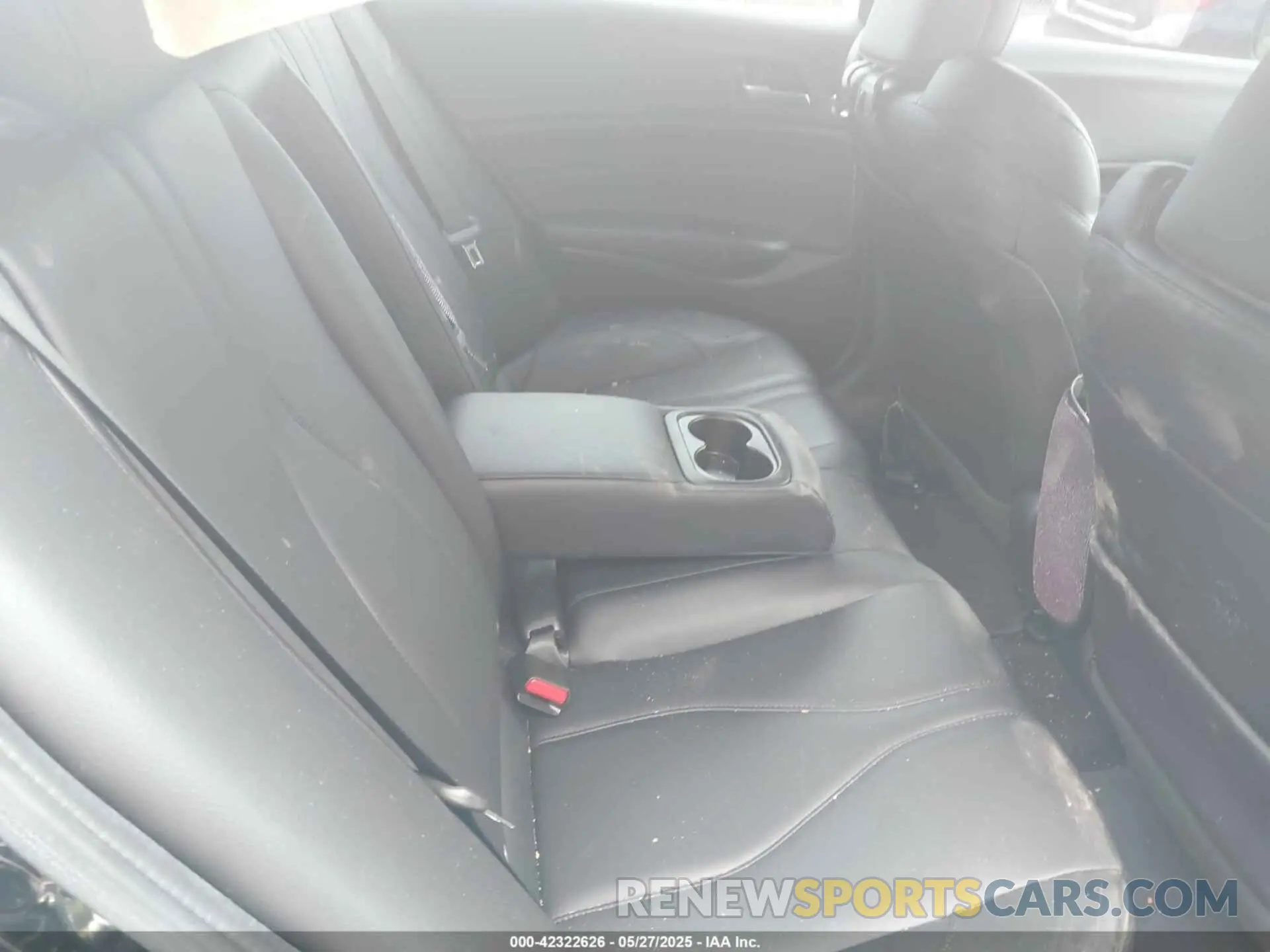 8 Photograph of a damaged car 19UDE2F36MA000327 ACURA ILX 2021