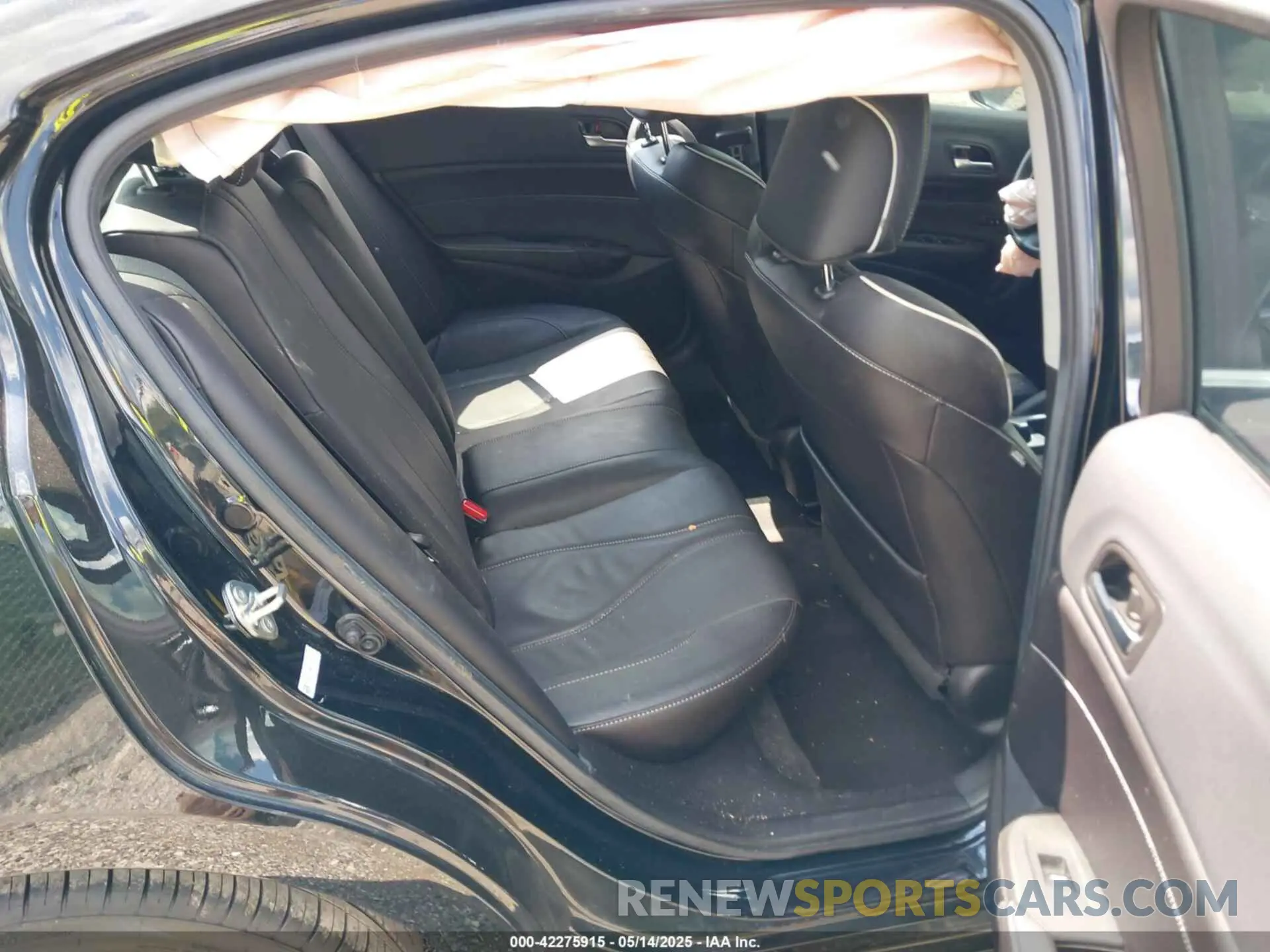 8 Photograph of a damaged car 19UDE2F72MA000232 ACURA ILX 2021