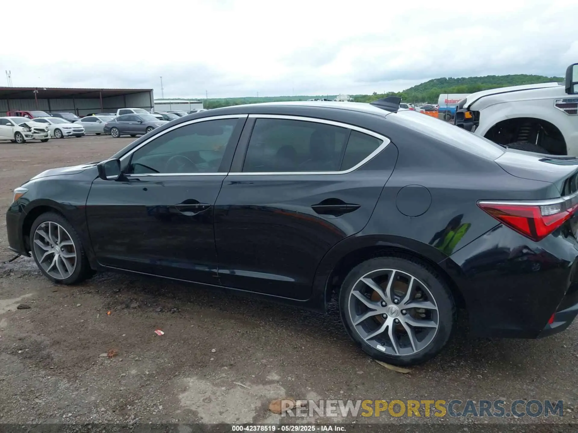 13 Photograph of a damaged car 19UDE2F74MA002189 ACURA ILX 2021