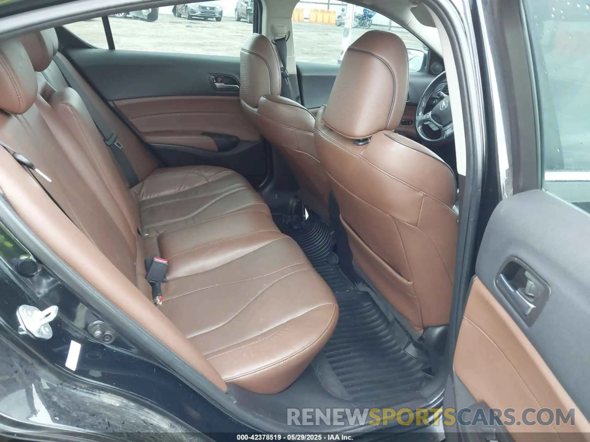 8 Photograph of a damaged car 19UDE2F74MA002189 ACURA ILX 2021