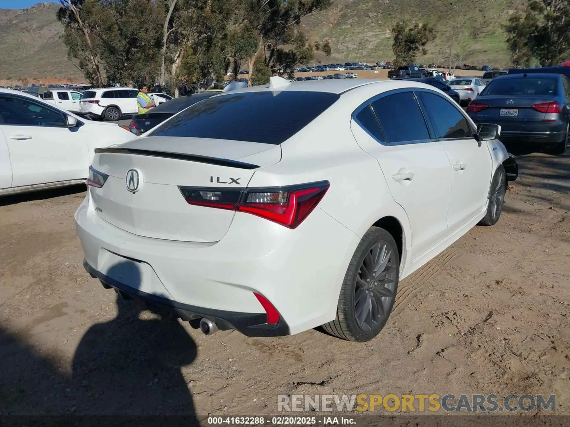 4 Photograph of a damaged car 19UDE2F80MA002540 ACURA ILX 2021