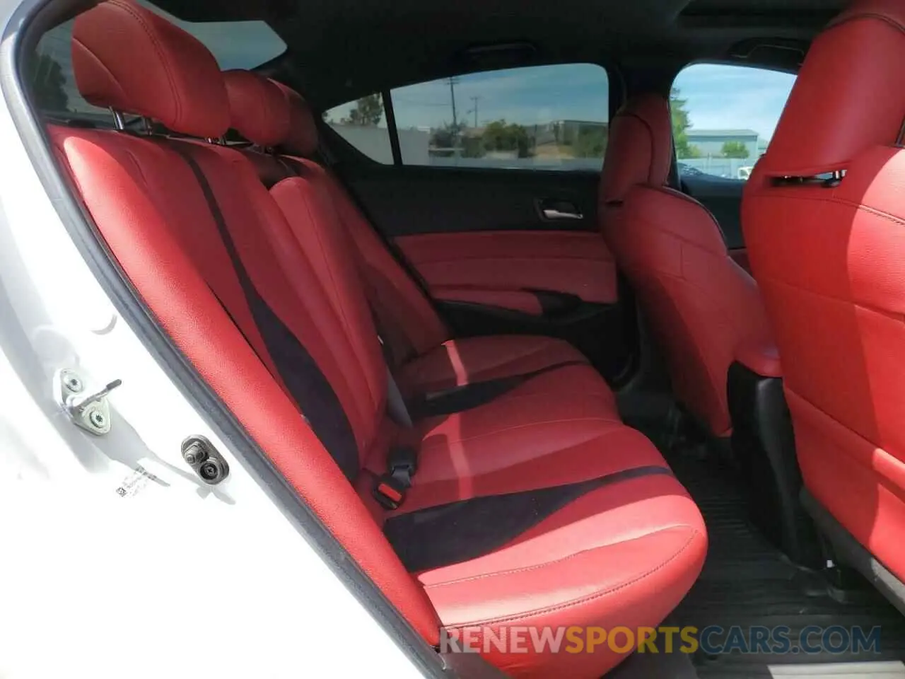 10 Photograph of a damaged car 19UDE2F80MA009181 ACURA ILX 2021