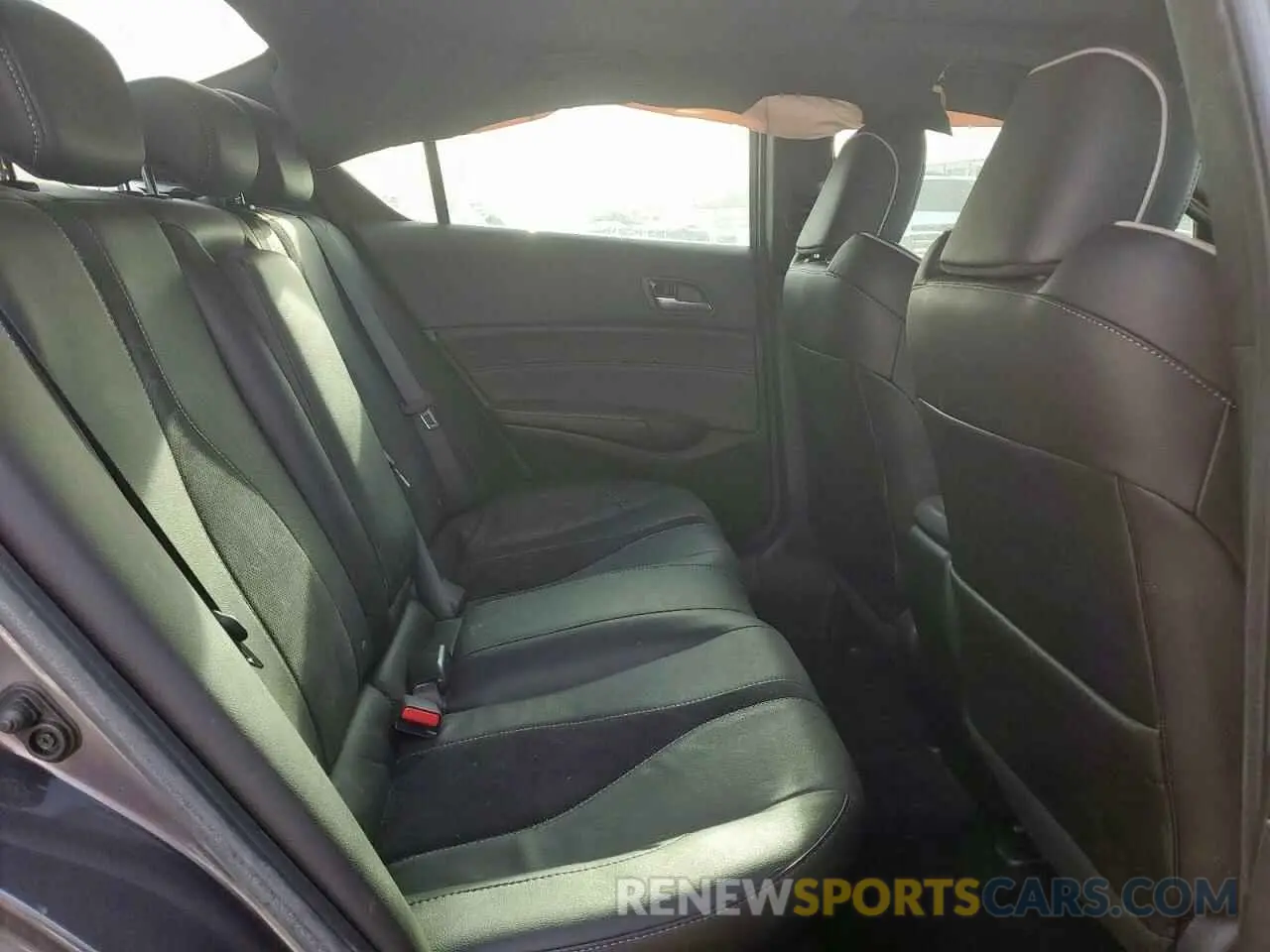 10 Photograph of a damaged car 19UDE2F84MA001732 ACURA ILX 2021