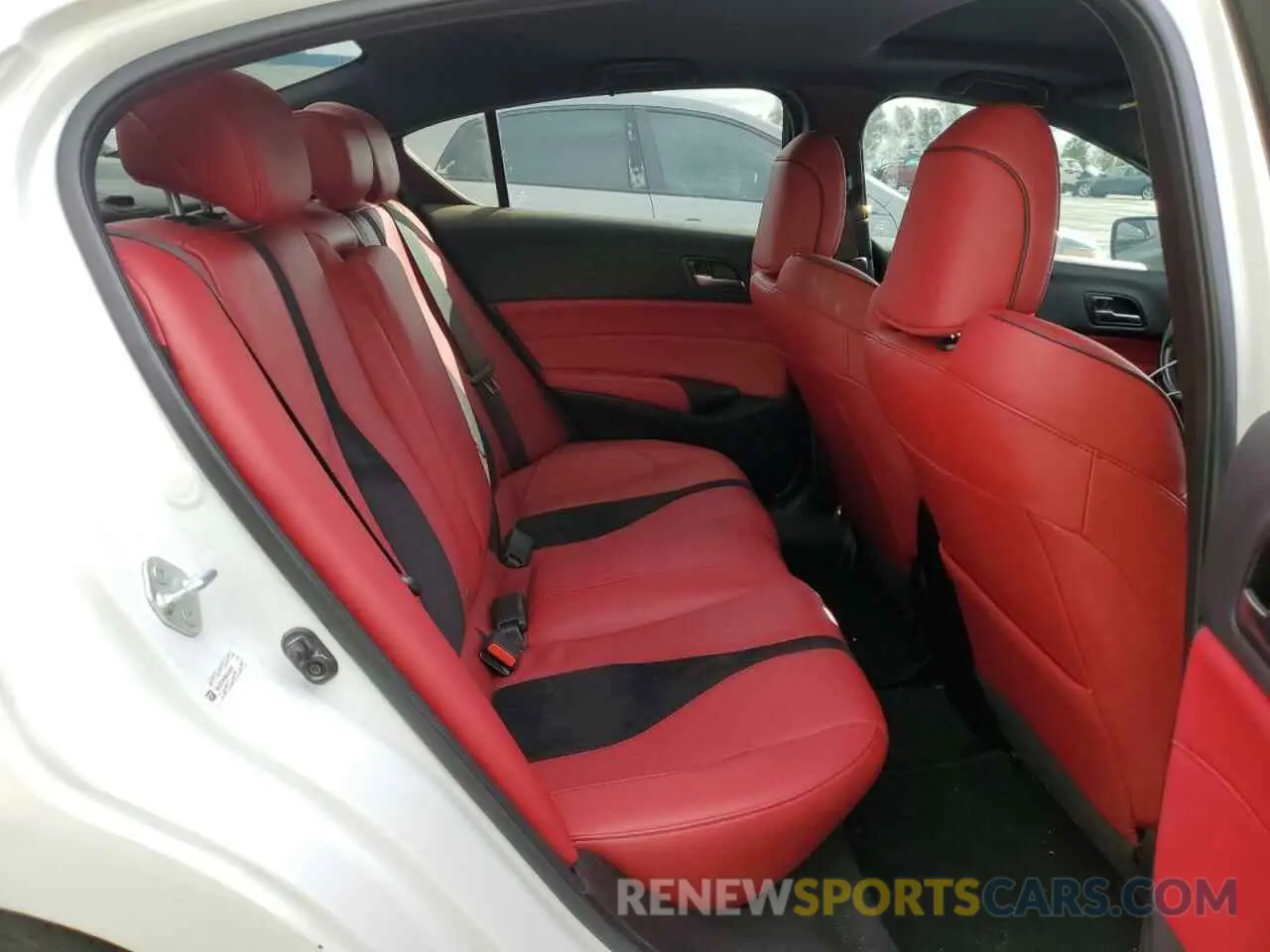 10 Photograph of a damaged car 19UDE2F85MA005191 ACURA ILX 2021