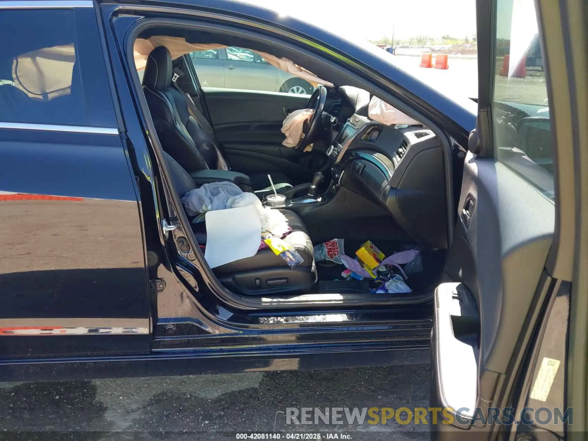 5 Photograph of a damaged car 19UDE2F88MA004942 ACURA ILX 2021