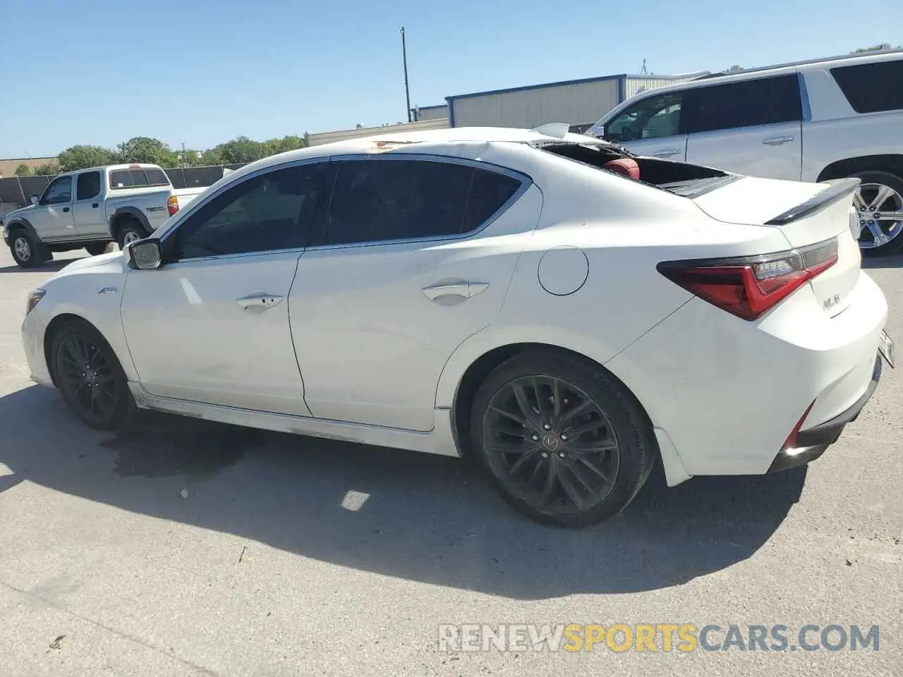 2 Photograph of a damaged car 19UDE2F88MA010837 ACURA ILX 2021