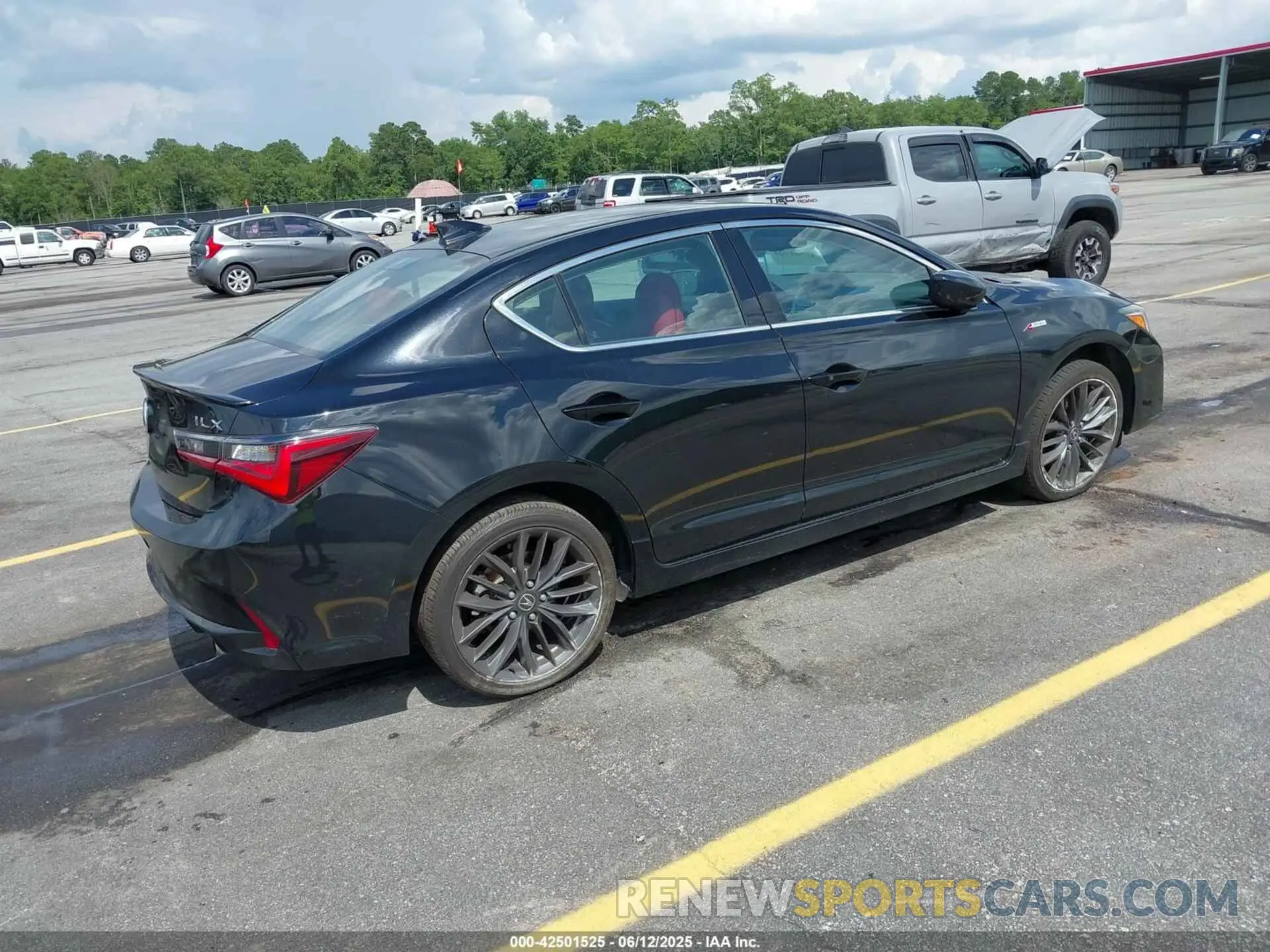 4 Photograph of a damaged car 19UDE2F8XMA004098 ACURA ILX 2021