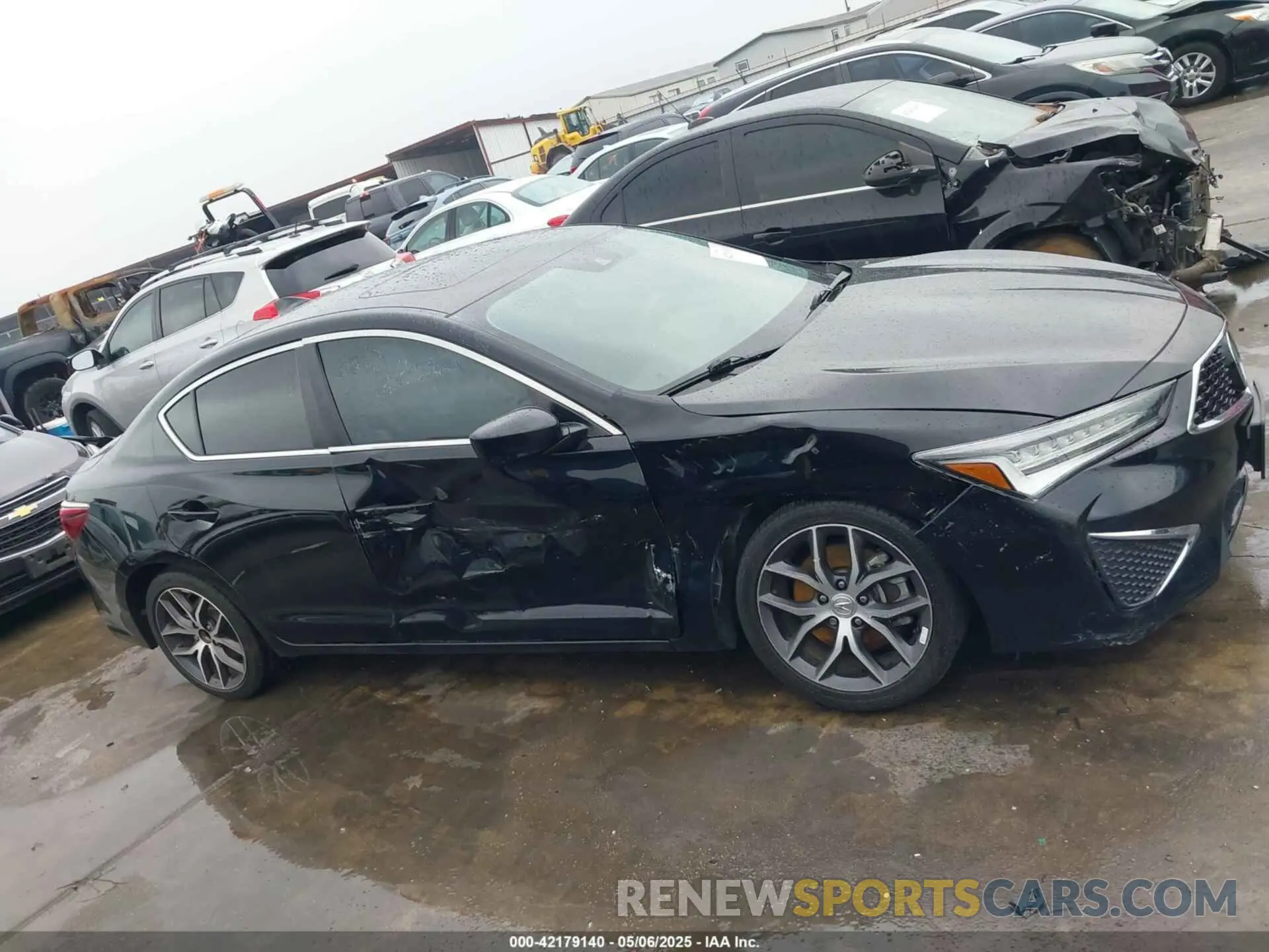 13 Photograph of a damaged car 19UDE2F71NA000613 ACURA ILX 2022