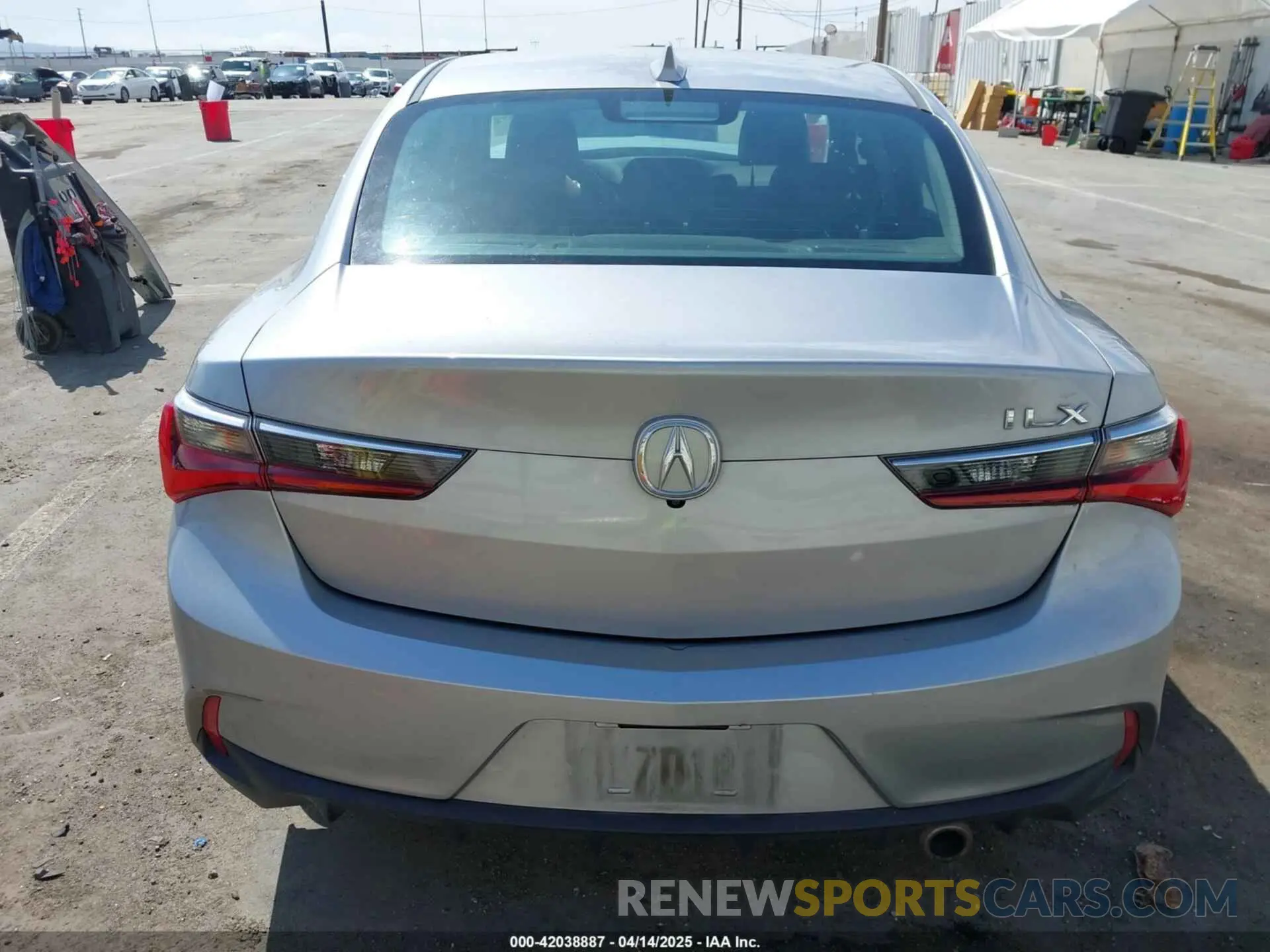 17 Photograph of a damaged car 19UDE2F71NA000854 ACURA ILX 2022