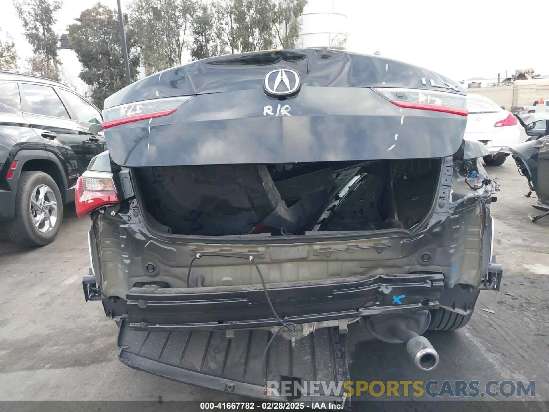 17 Photograph of a damaged car 19UDE2F72NA001365 ACURA ILX 2022