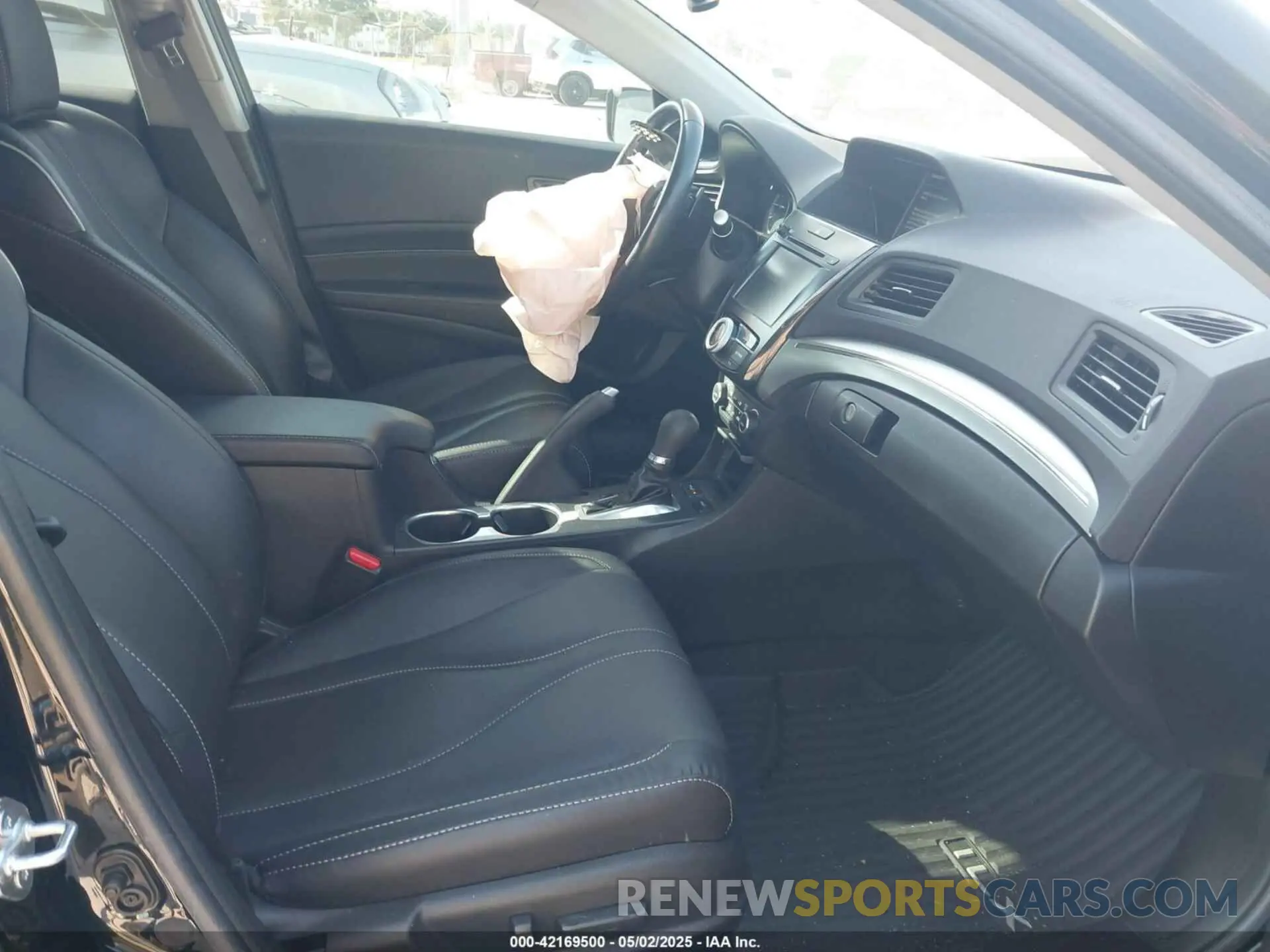 5 Photograph of a damaged car 19UDE2F74NA002307 ACURA ILX 2022