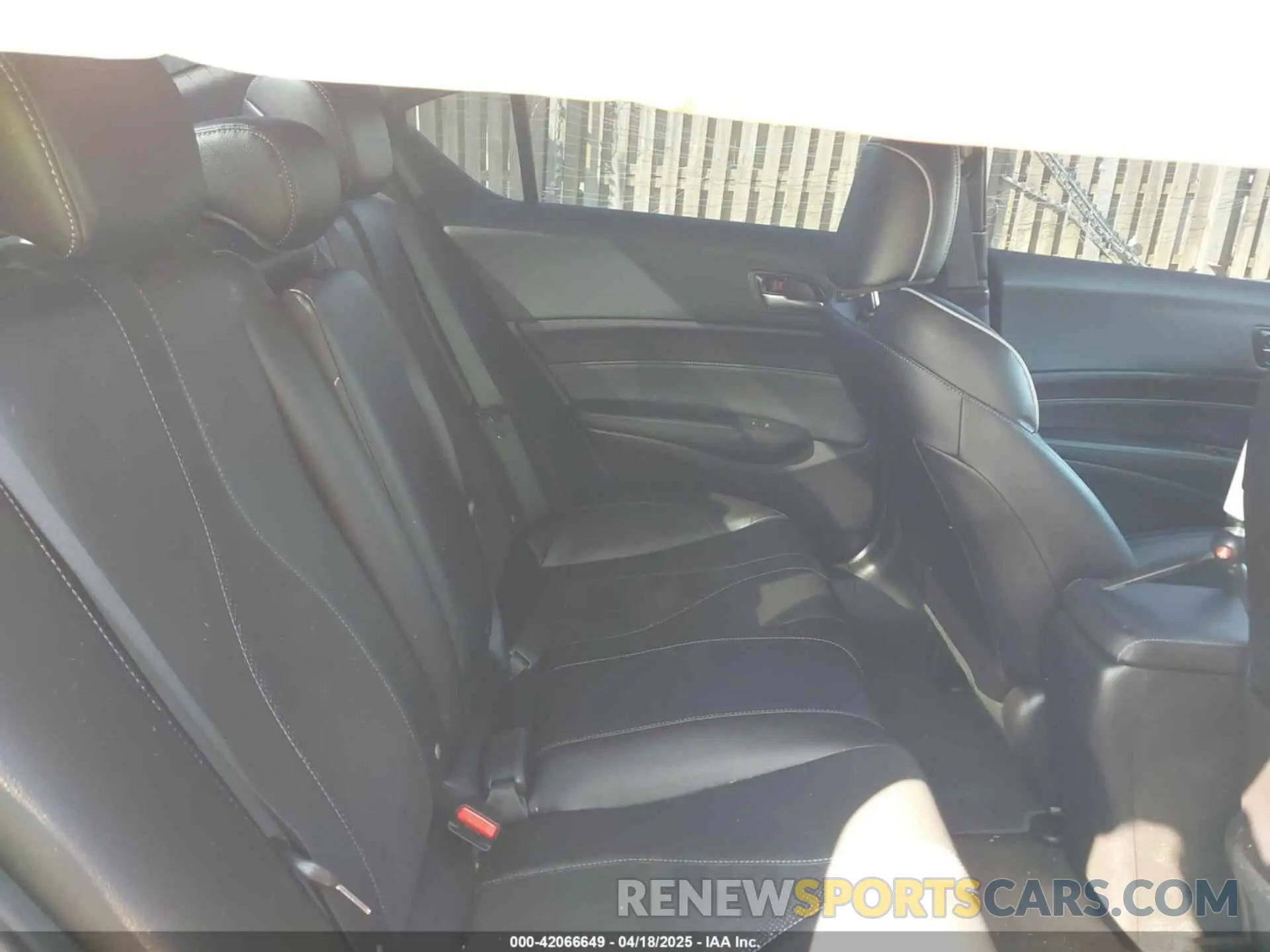 8 Photograph of a damaged car 19UDE2F85NA007086 ACURA ILX 2022
