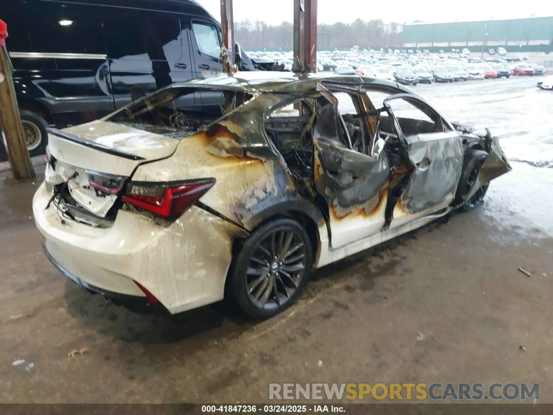 4 Photograph of a damaged car 19UDE2F85NA008836 ACURA ILX 2022