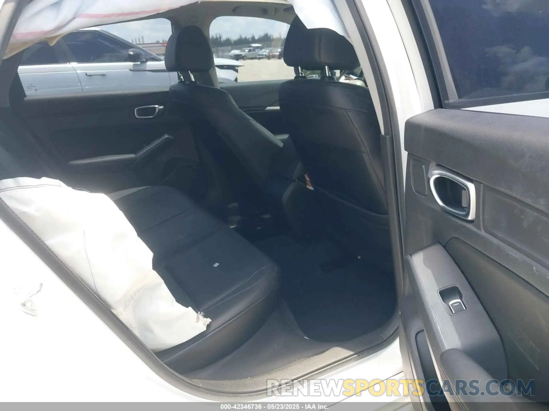 8 Photograph of a damaged car 19UDE4H22PA016657 ACURA INTEGRA 2023