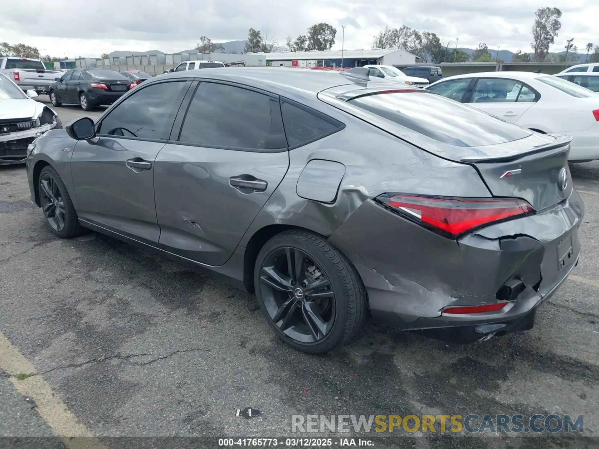 3 Photograph of a damaged car 19UDE4H32PA002735 ACURA INTEGRA 2023