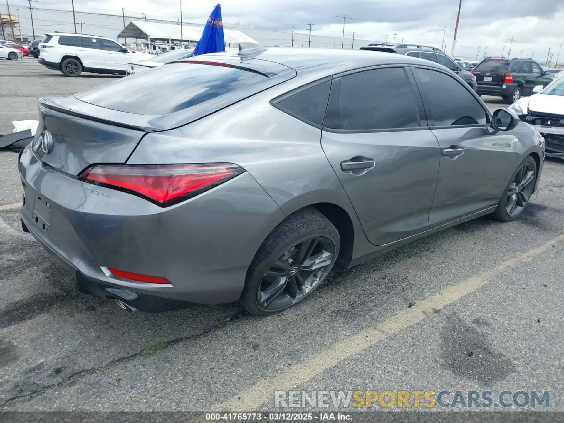 4 Photograph of a damaged car 19UDE4H32PA002735 ACURA INTEGRA 2023