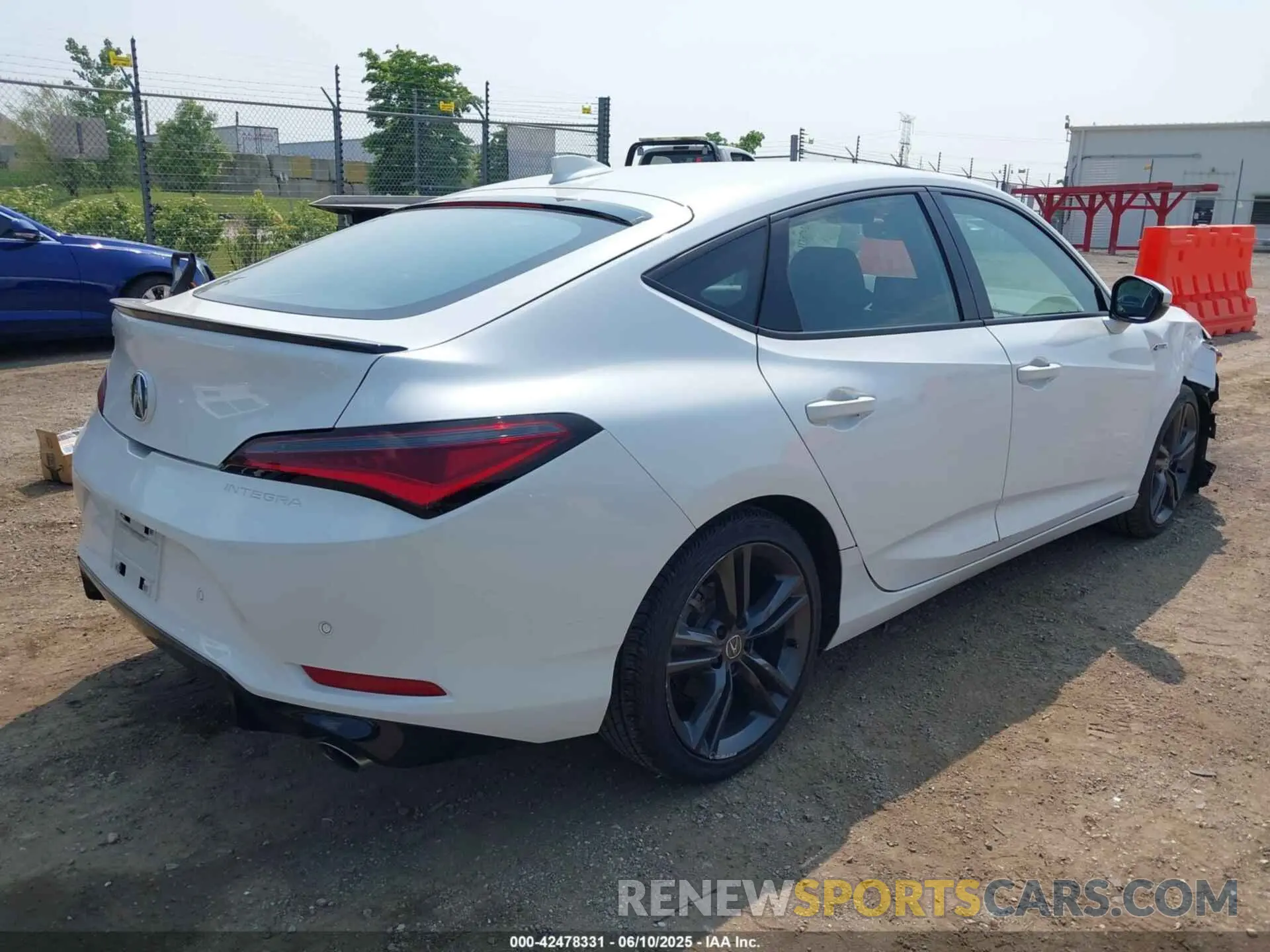 4 Photograph of a damaged car 19UDE4H66PA006071 ACURA INTEGRA 2023