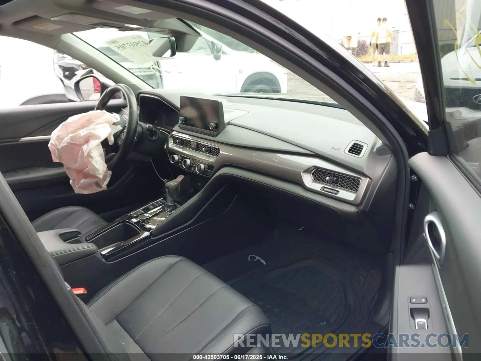 5 Photograph of a damaged car 19UDE4H25RA023301 ACURA INTEGRA 2024