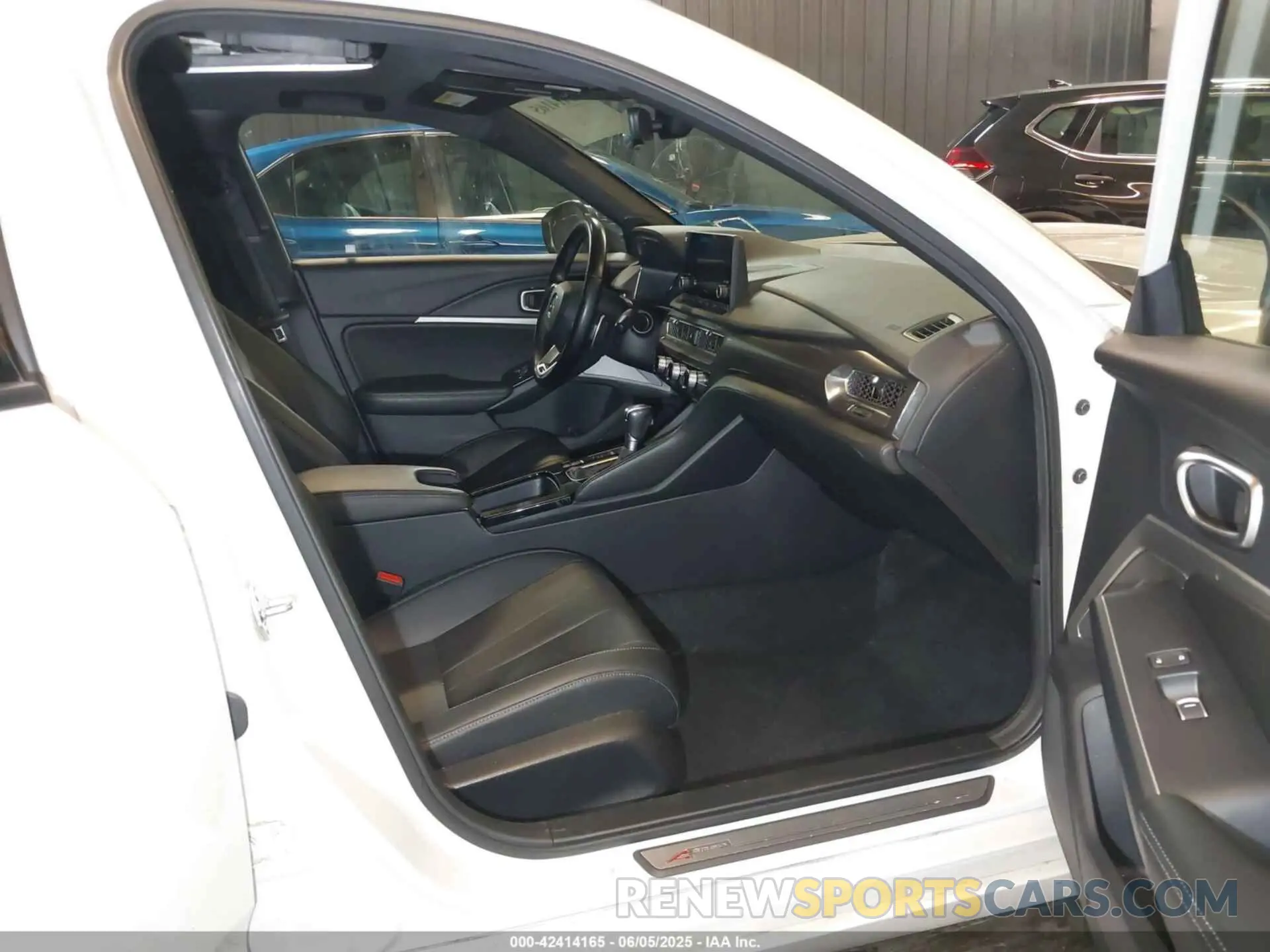 5 Photograph of a damaged car 19UDE4H32RA021255 ACURA INTEGRA 2024