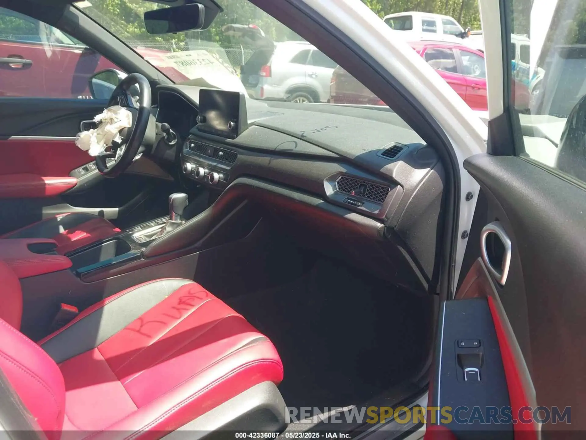 5 Photograph of a damaged car 19UDE4H35RA011691 ACURA INTEGRA 2024
